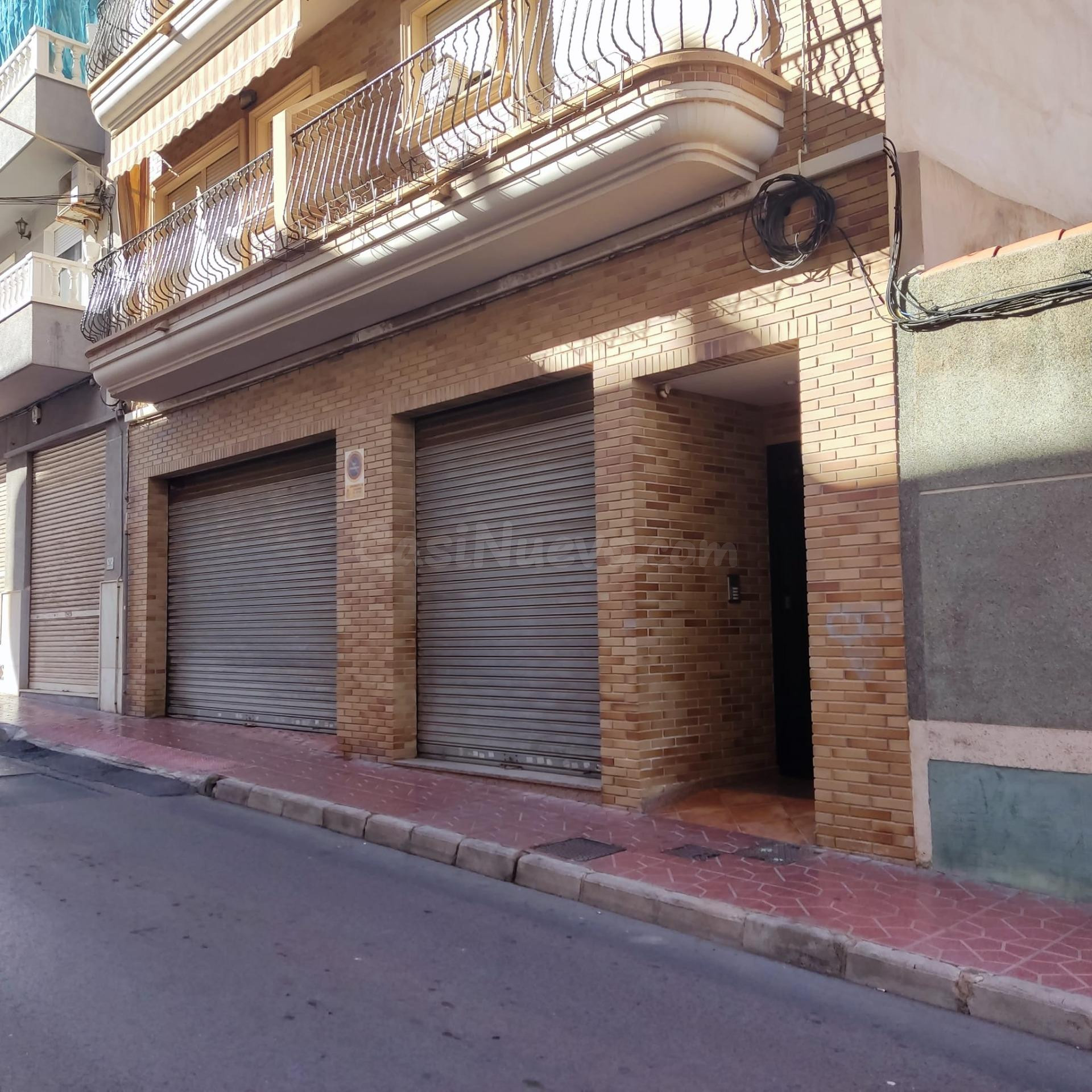 Fantástico local comercial en el centro de Guardamar del Segura, Alicante, Costa Blanca