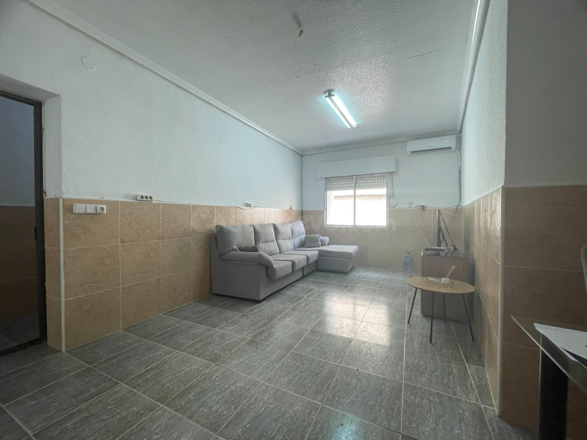 Casa baja con gran parcela y potencial en pleno centro de Ro - foto 4