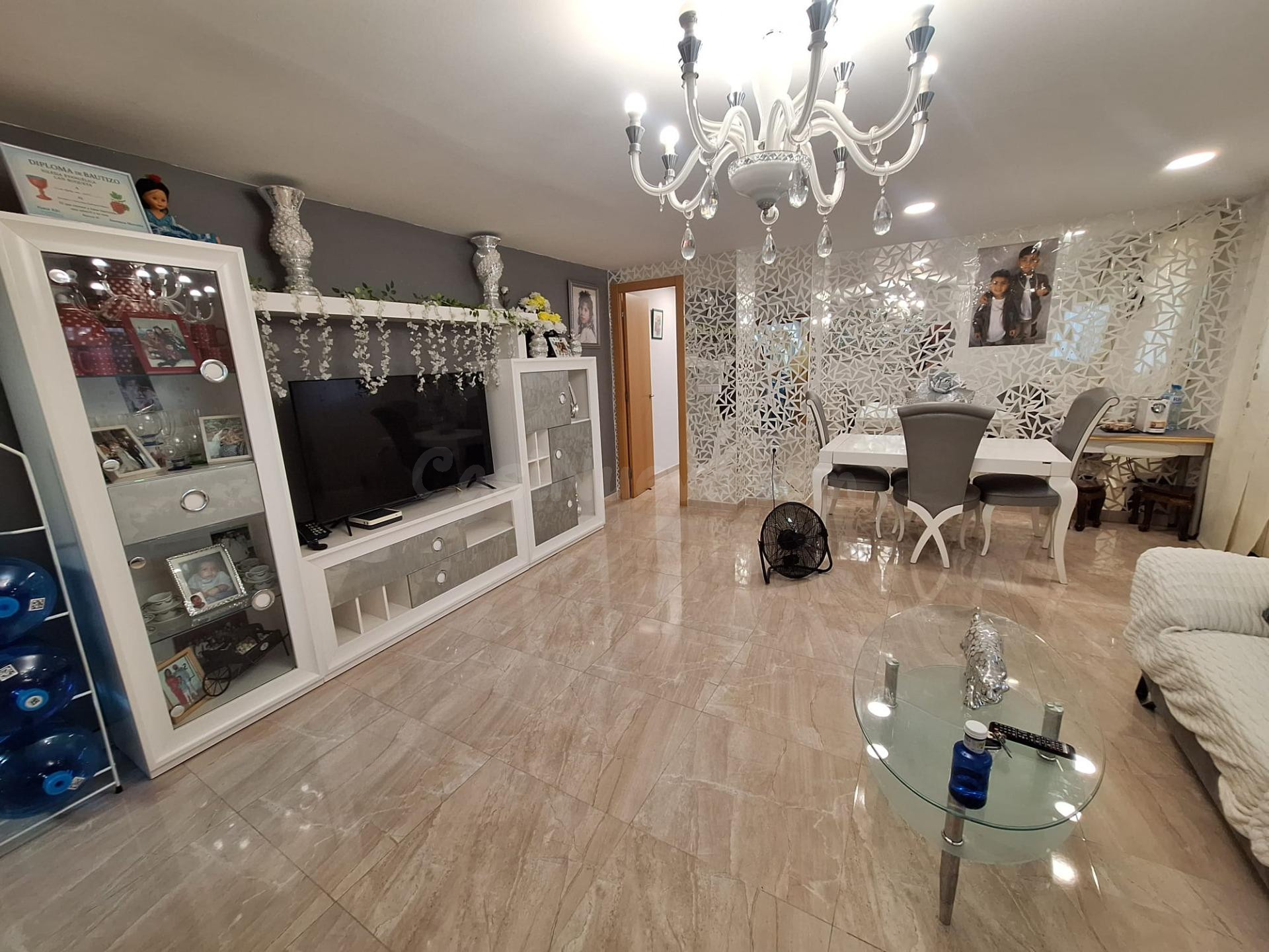 PISO REFORMADO EN LA MEJOR ZONA DE BADIA - foto 4