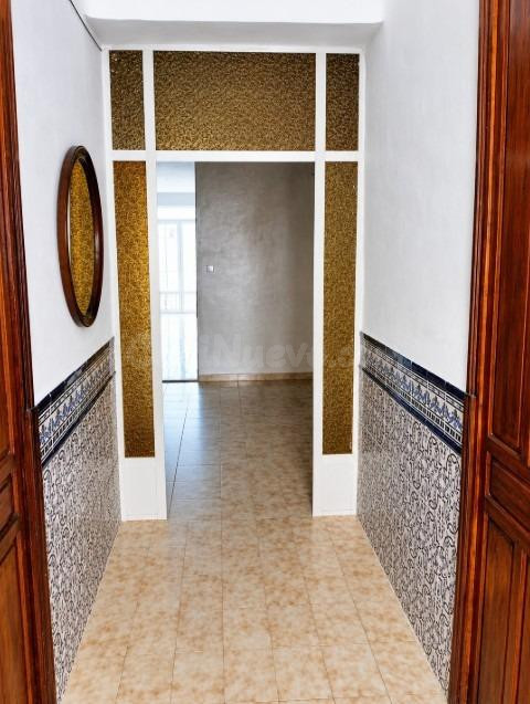 Casa adosada en zona centro del Palmar reformada - foto 3