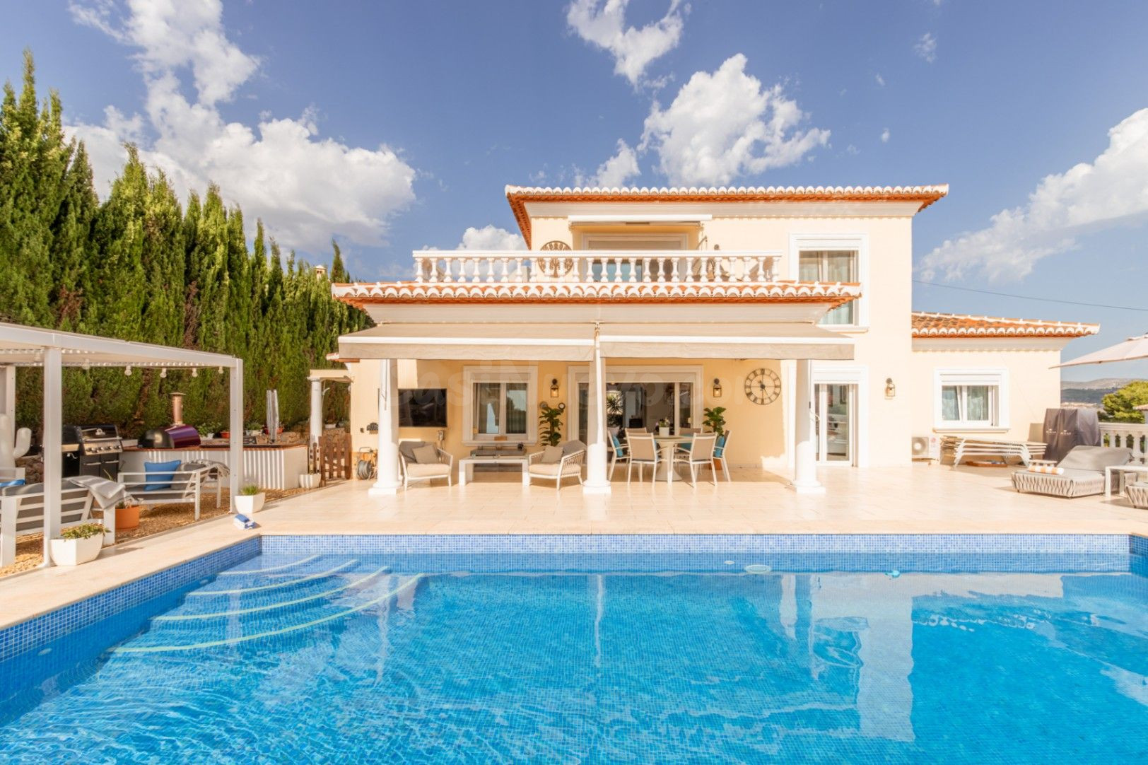 Villa 3 habitaciones 295m² en venta - Pla del mar