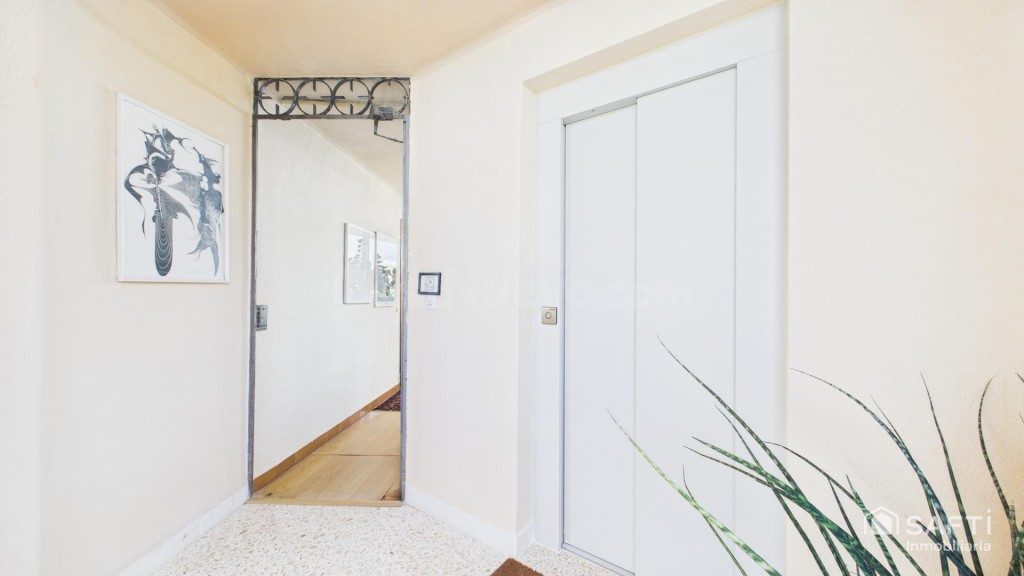 Apartamento con plaza de aparcamiento en Nuda-Propiedad - Ca - foto 4
