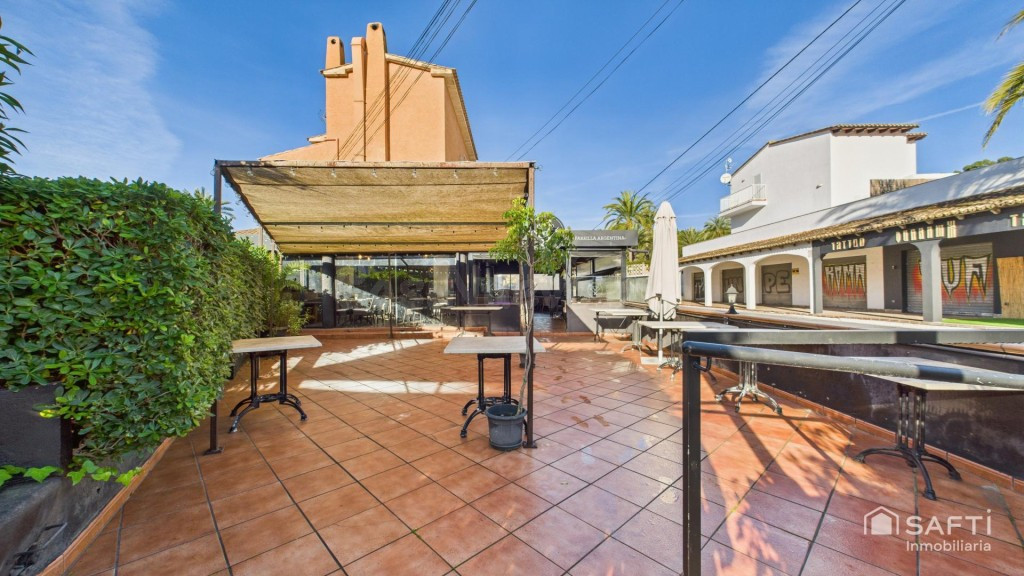 Negocio/Traspaso en venta - Calle de Santa Ponsa - Costa de  - foto 2