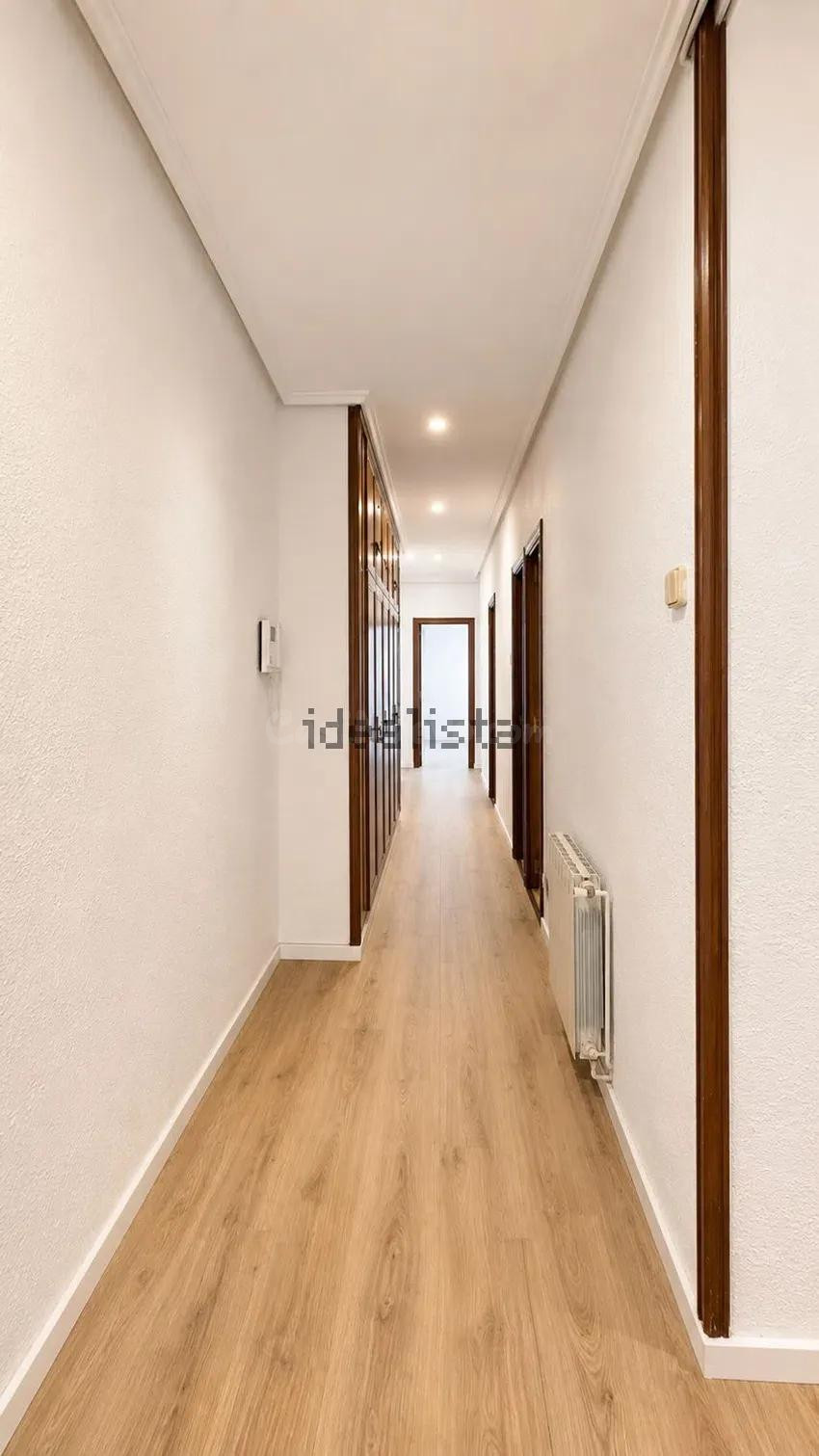 Piso 4 habitaciones 135m² en alquiler - Arrancapins - foto 5
