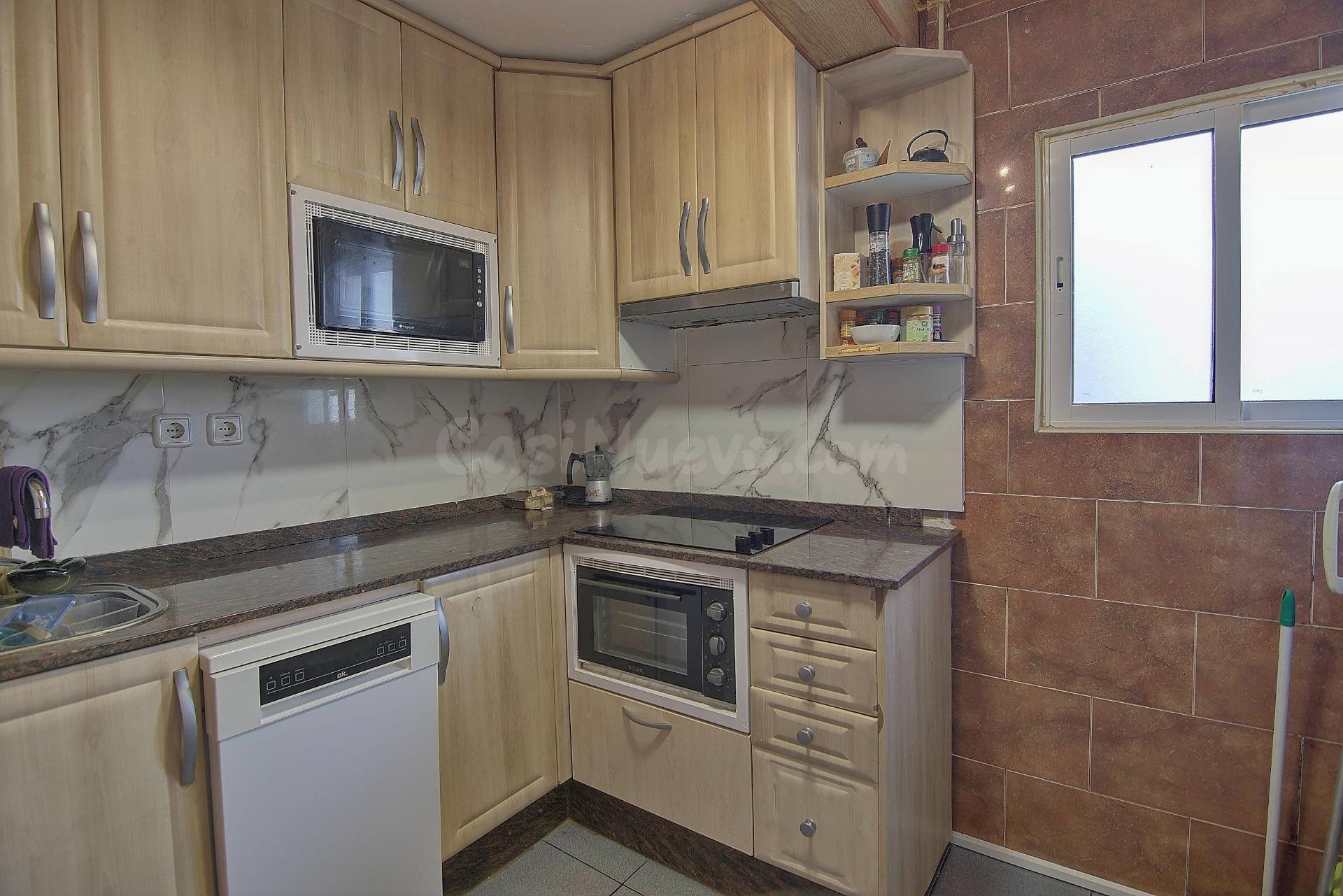 Apartamento de 3 dormitorios con vistas al mar y vistas pano - foto 5