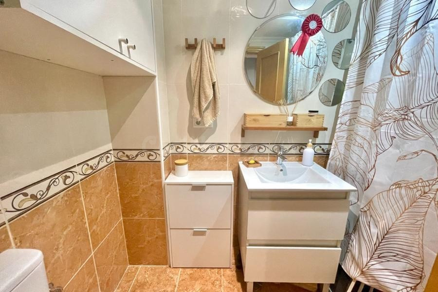 Venta de piso en Almoradi, de 85m2 con 2 dormitorios y 2 bañ - foto 5