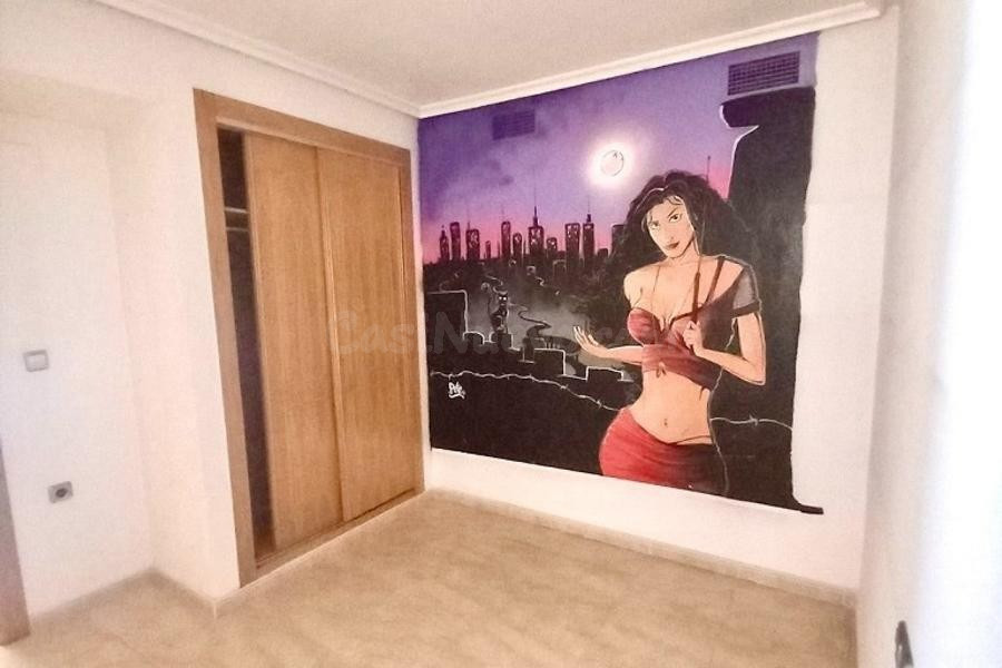 Venta de piso en Almoradi, de 107m2 con 3 dormitorios y 2 ba - foto 4