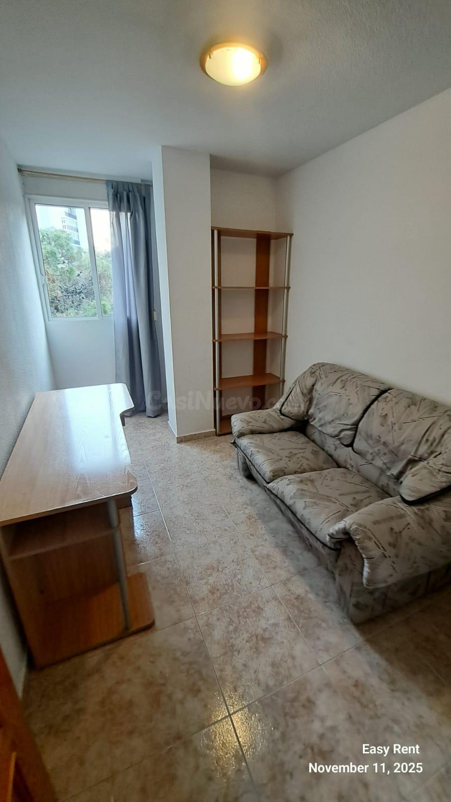 ¡Vive a pasos del mar en Alicante! Piso moderno en Raval Roi - foto 5