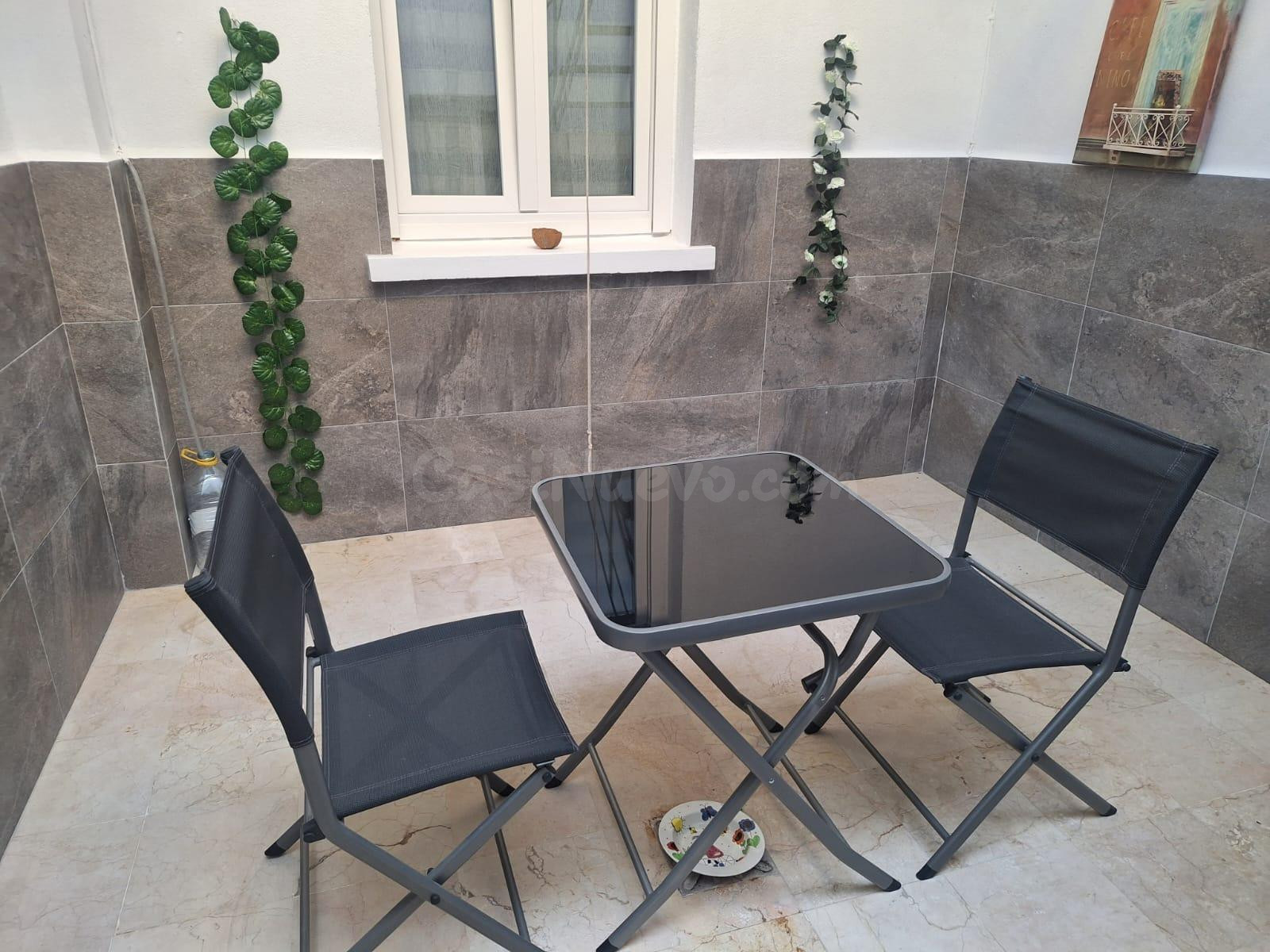 CASA EN UNA SOLA PLANTA BAJA  CON ENCANTO EN PLENO CENTRO DE - foto 2