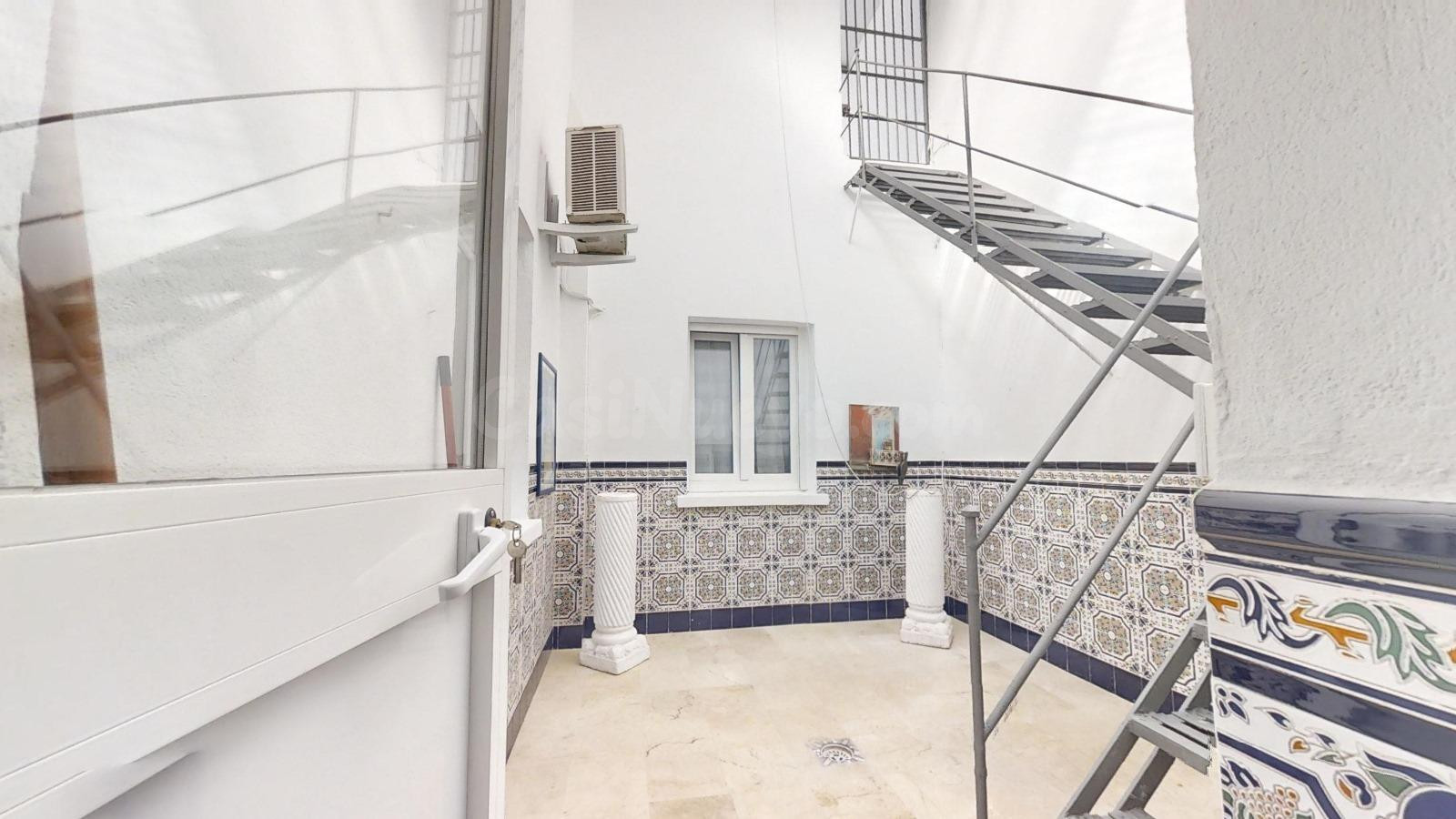 CASA EN UNA SOLA PLANTA BAJA  CON ENCANTO EN PLENO CENTRO DE - foto 5