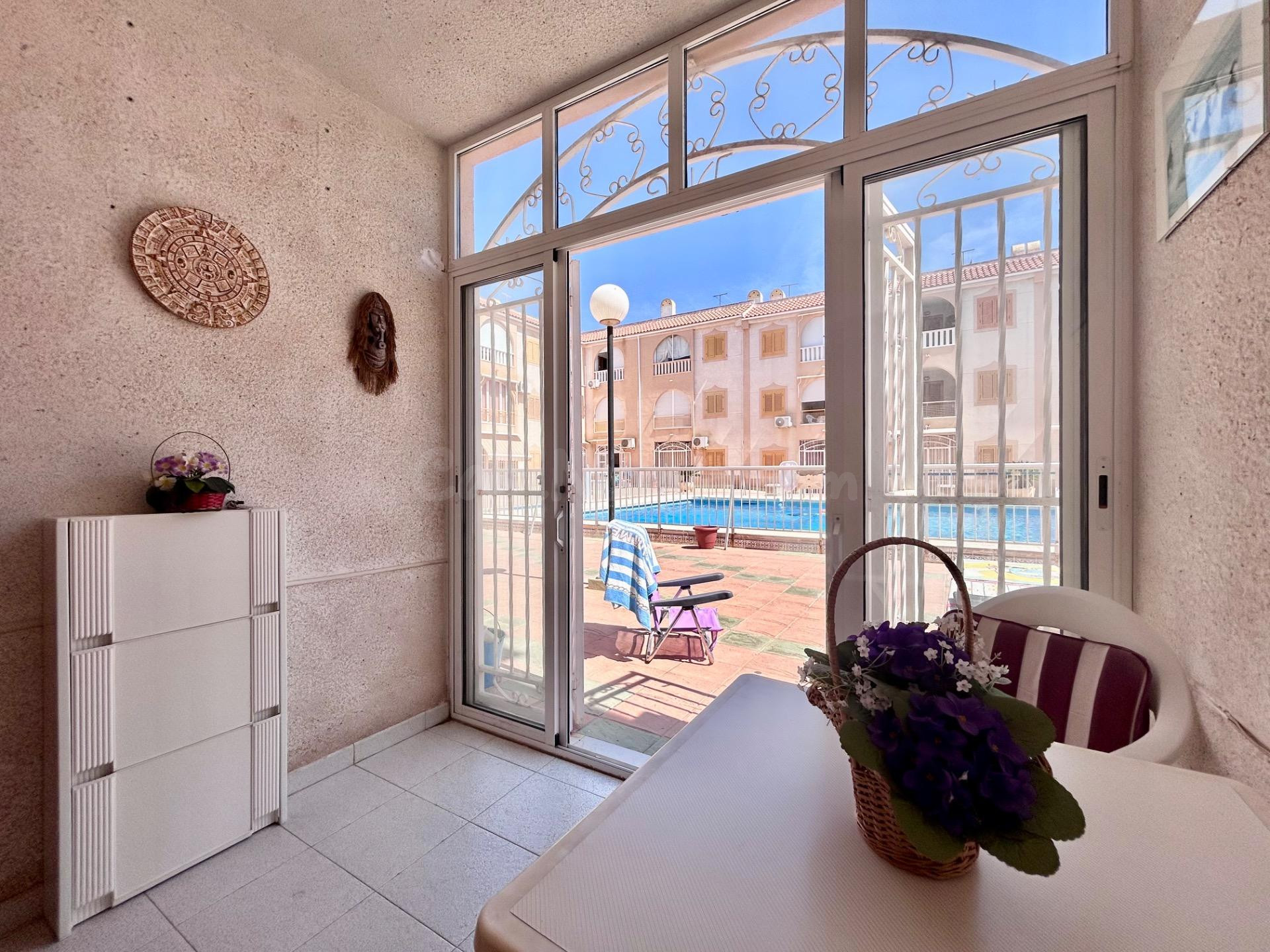 Planta baja 1 habitación 50m² en alquiler - Acequion - foto 2