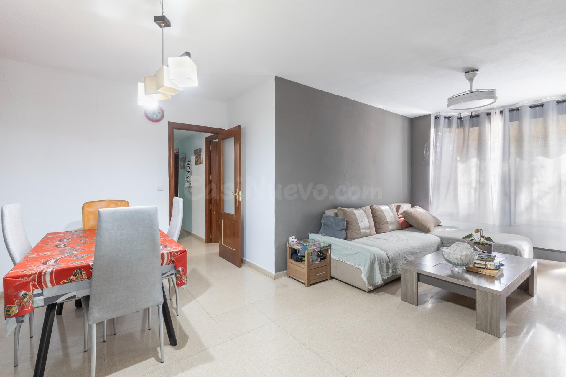 PISO VPO DE CUATRO DORMITORIOS CON GARAJE EN PADRE CLARET - foto 2