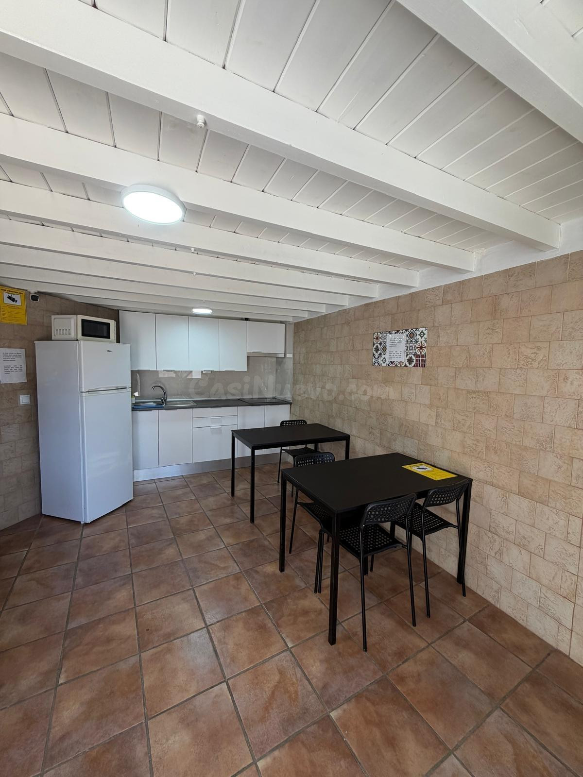 habitaciones en alquiler junto a la Facultad de Guajara – La