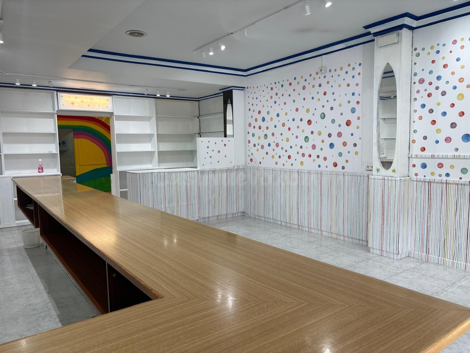 LOCAL COMERCIAL EN ALQUILER EN SAN PEDRO ALCÁNTARA PUEBLO - foto 3