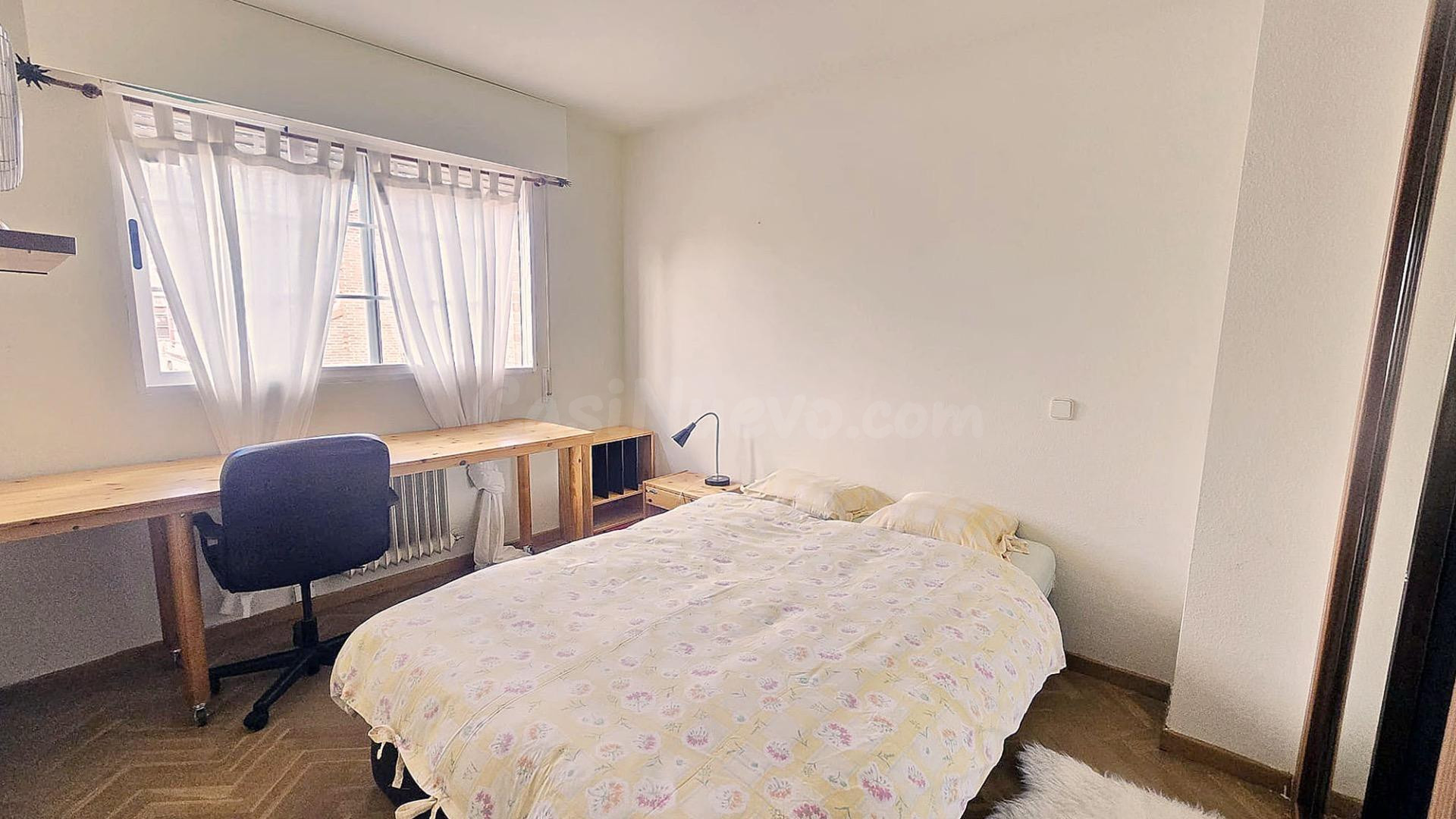 PARA CHICAS ESTUDIANTES ÚLTIMA HABITACIÓN EN ALQUILER CON GASTOS INCLUIDOS EN VILLANUEVA DE LA CAÑADA