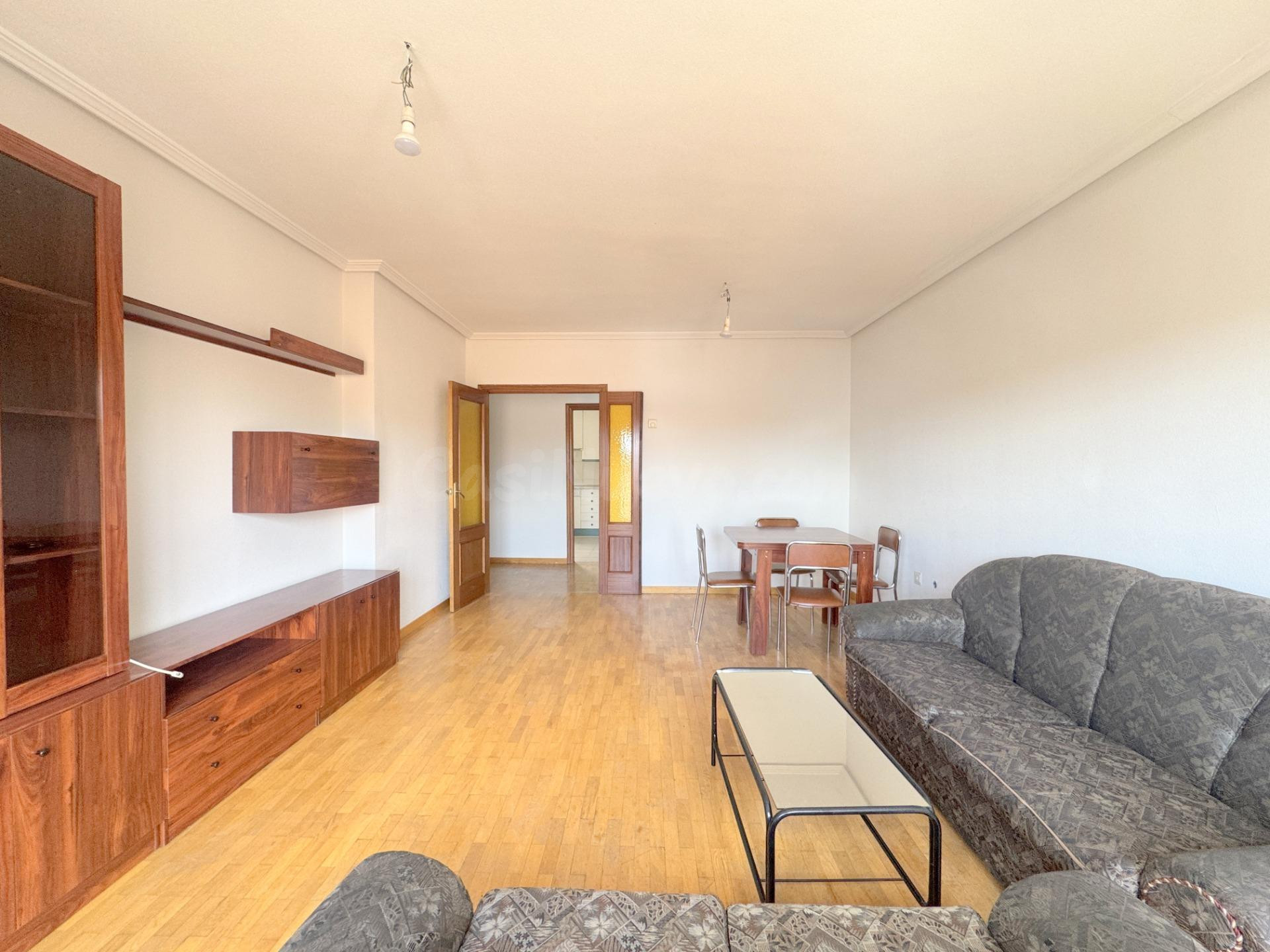 Amplio y acogedor piso en Sur, Ávila - foto 4
