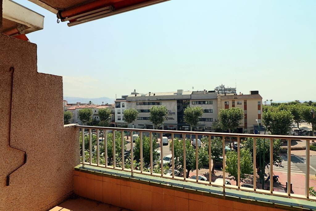 Apartamento con terraza en Empuriabrava - foto 2