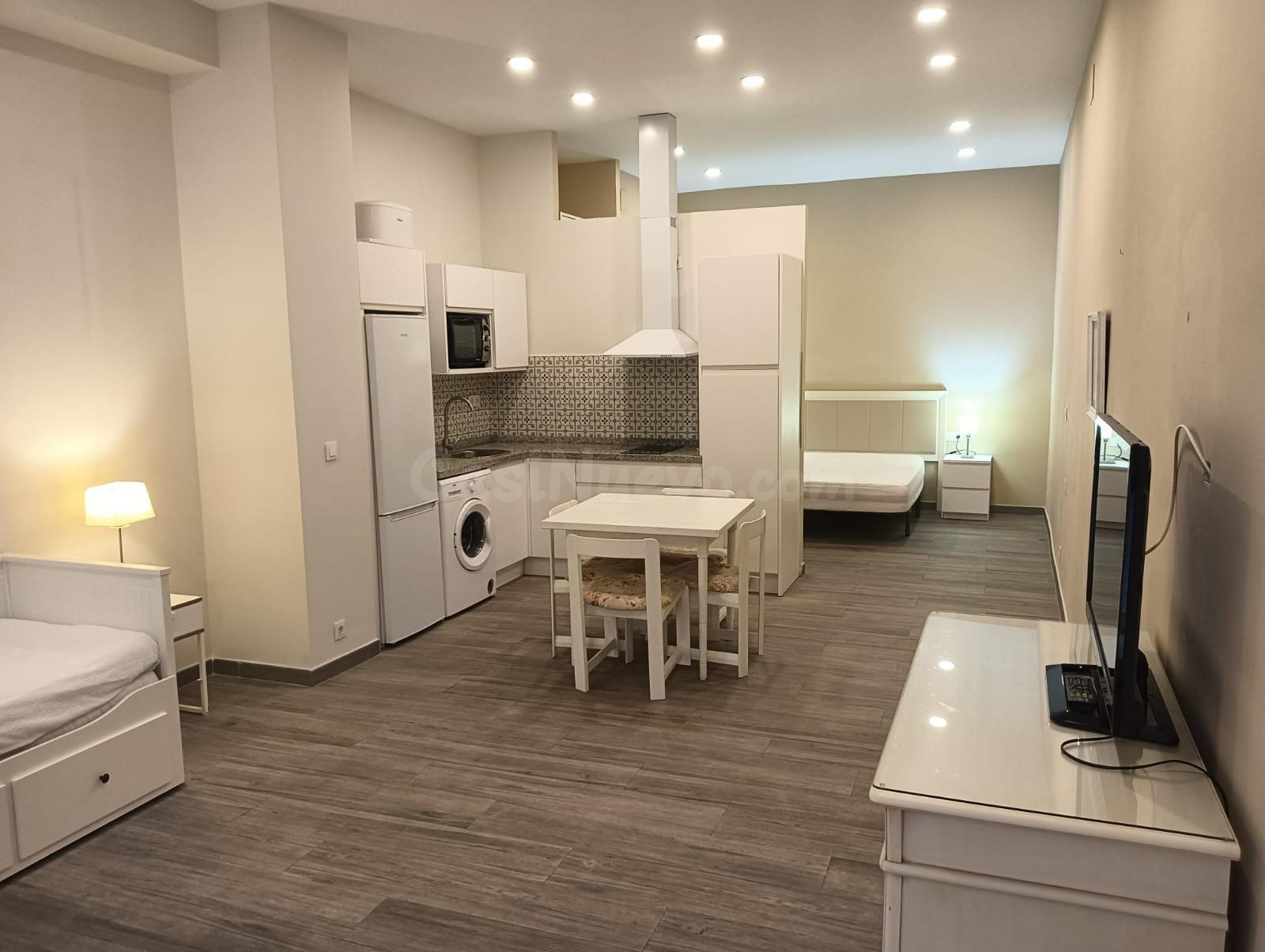 Excelente Apartamento Reformado en el Corazón de Sevilla - I - foto 3