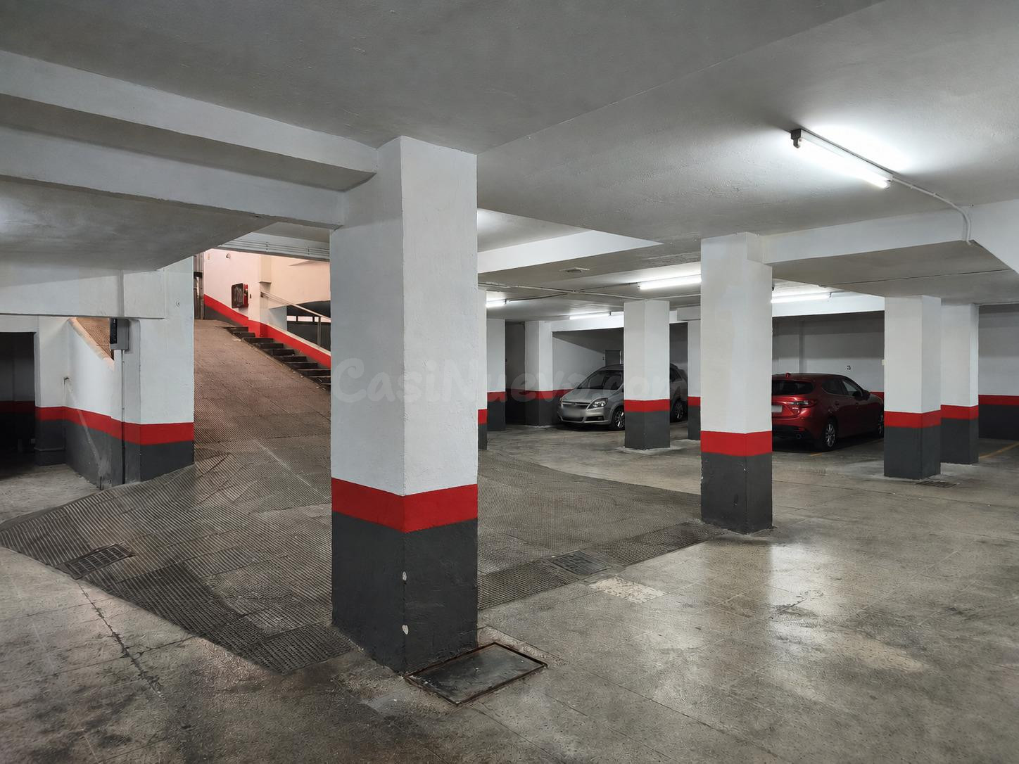 Plazas de garaje en venta – Calle Buenos Aires, Granada - foto 3