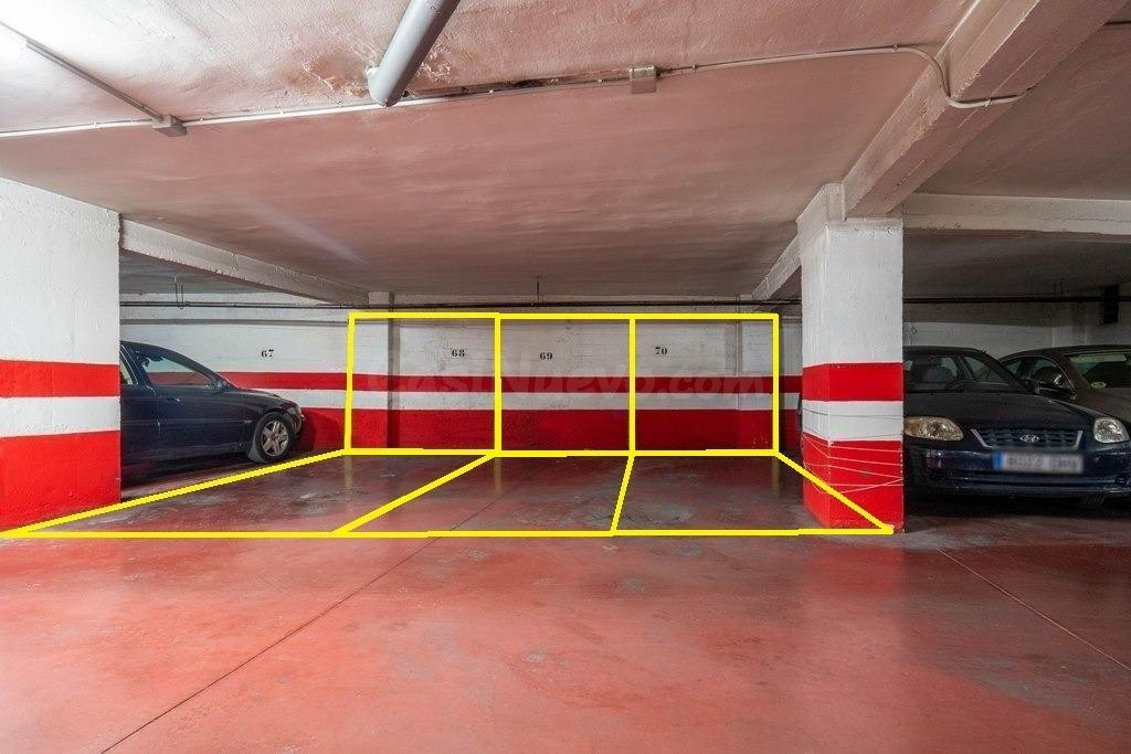 3 PLAZAS DE APARCAMIENTO juntas en Pedro Antonio de Alarcón.