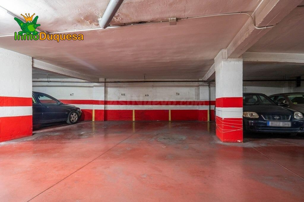 3 PLAZAS DE APARCAMIENTO juntas en Pedro Antonio de Alarcón. - foto 2