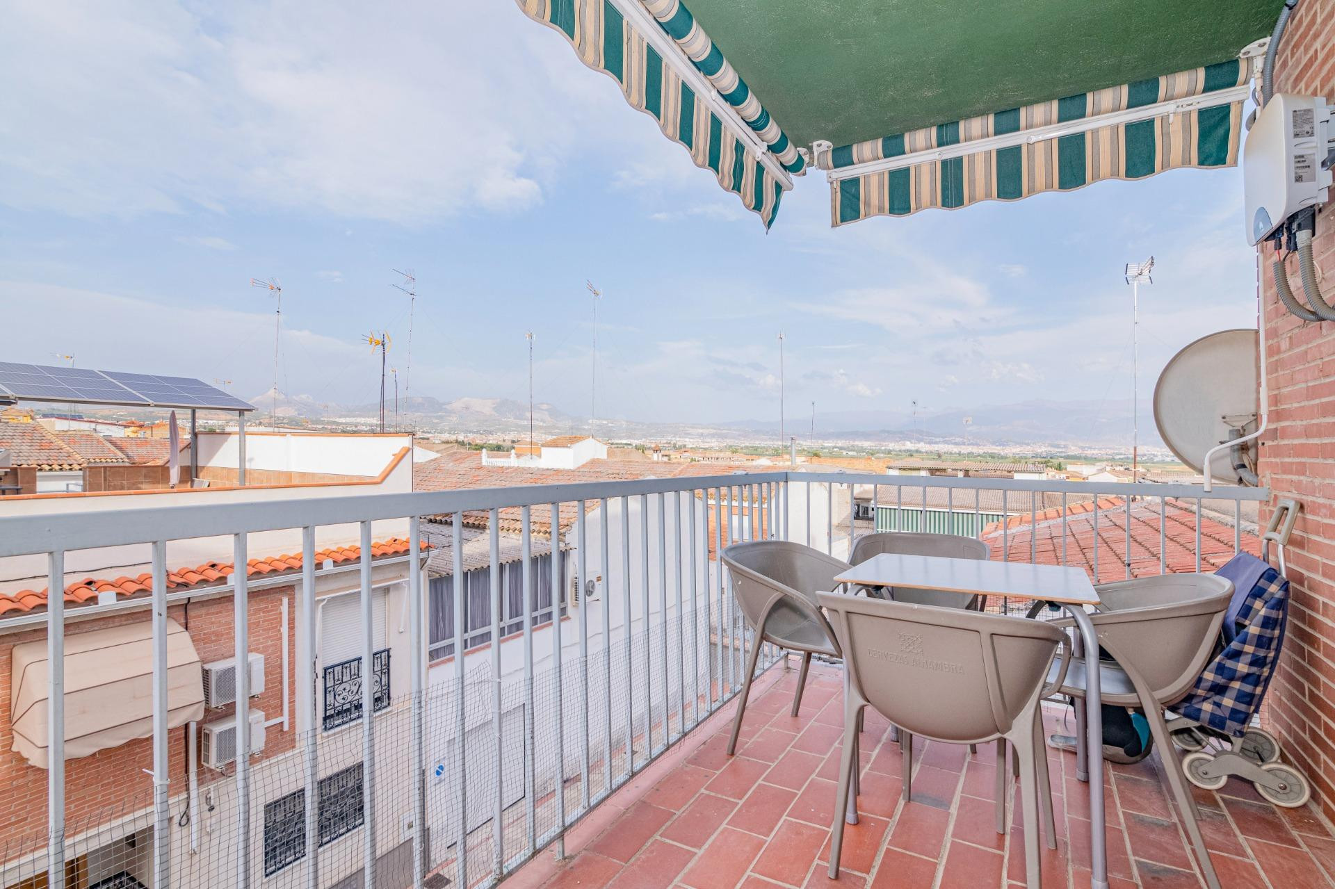 Elegante Piso en la Exclusiva Zona Iliberis de Atarfe