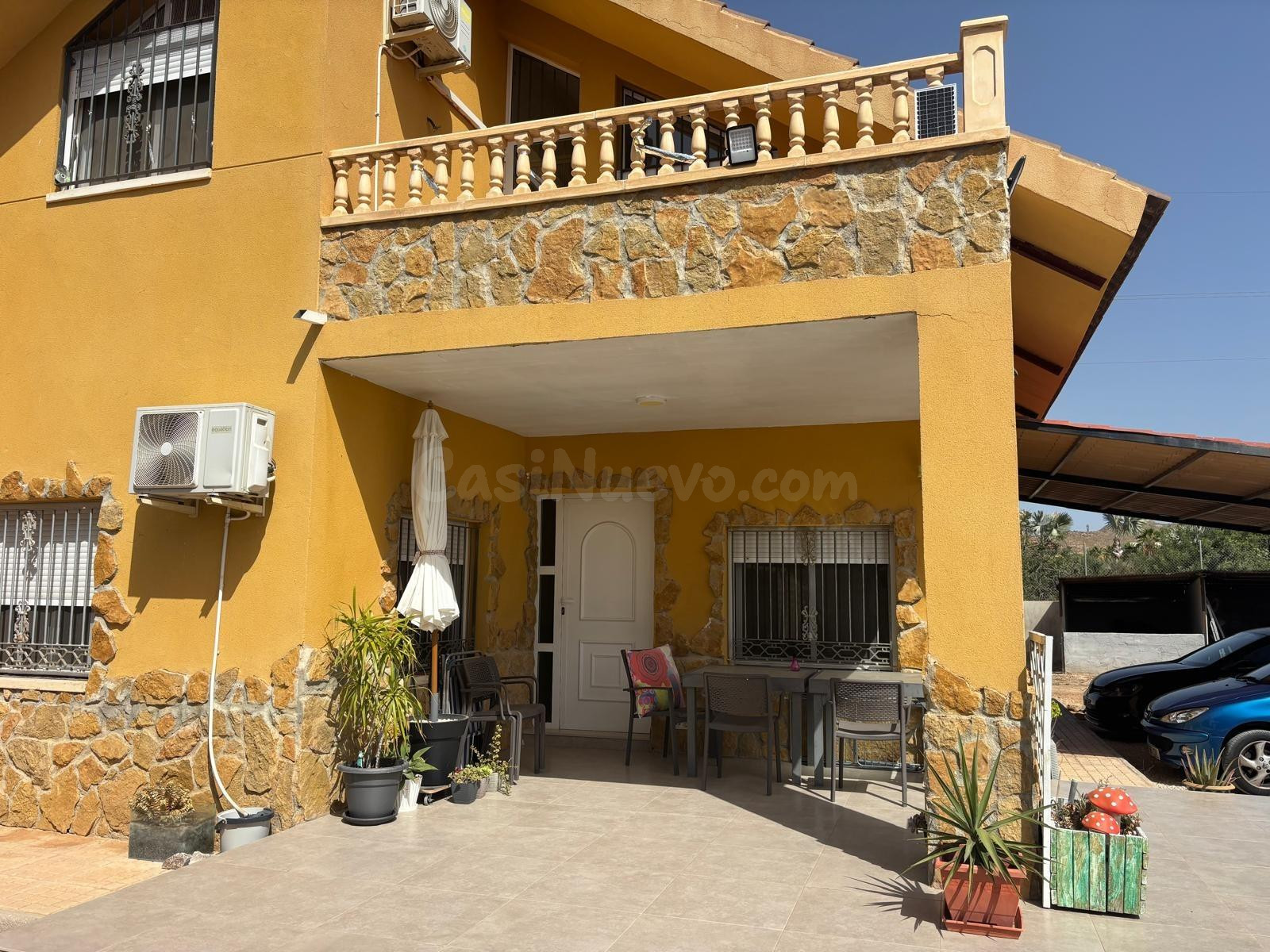 Chalet en Partida del Boch en Crevillente. - foto 3