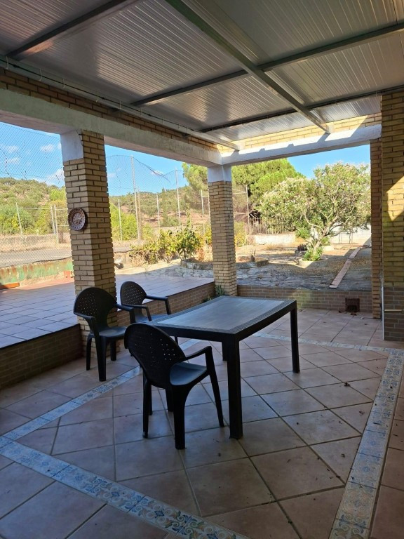 Gran oportunidad, chalet en Villanueva del Río y Minas - foto 2
