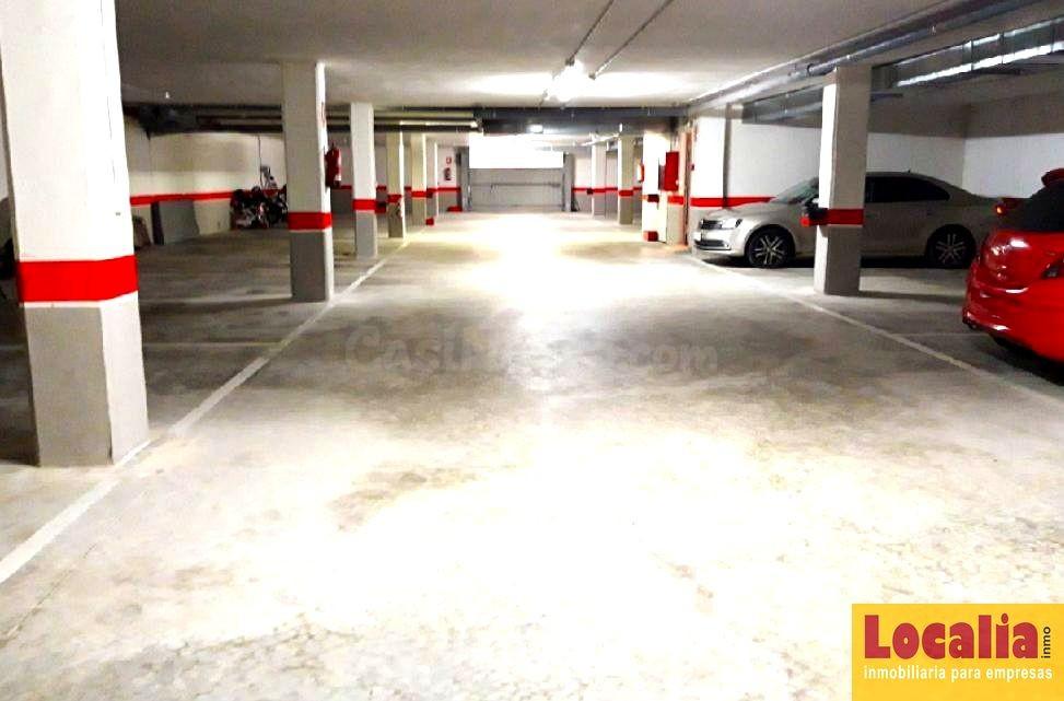 Plaza de garaje en venta en Vioño de Piélagos - foto 2