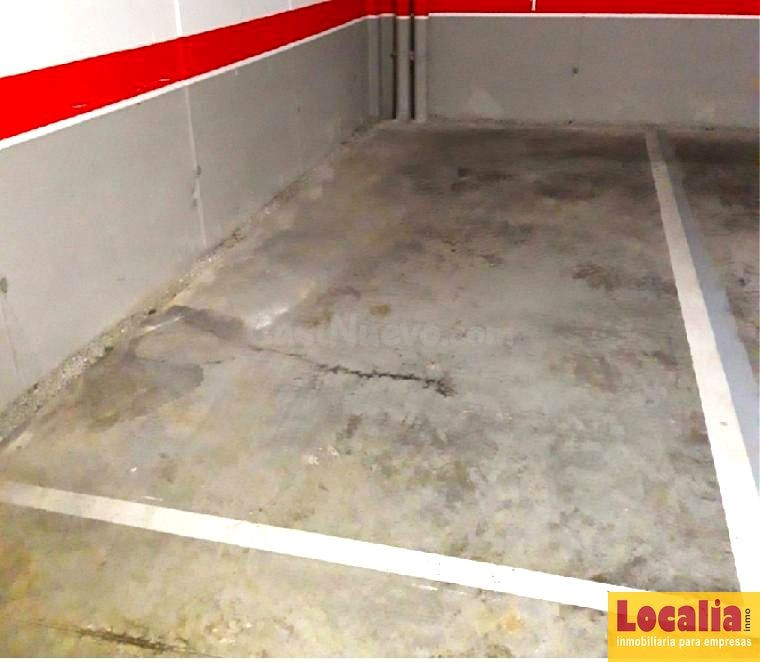 Plaza de garaje en venta en Vioño de Piélagos - foto 3