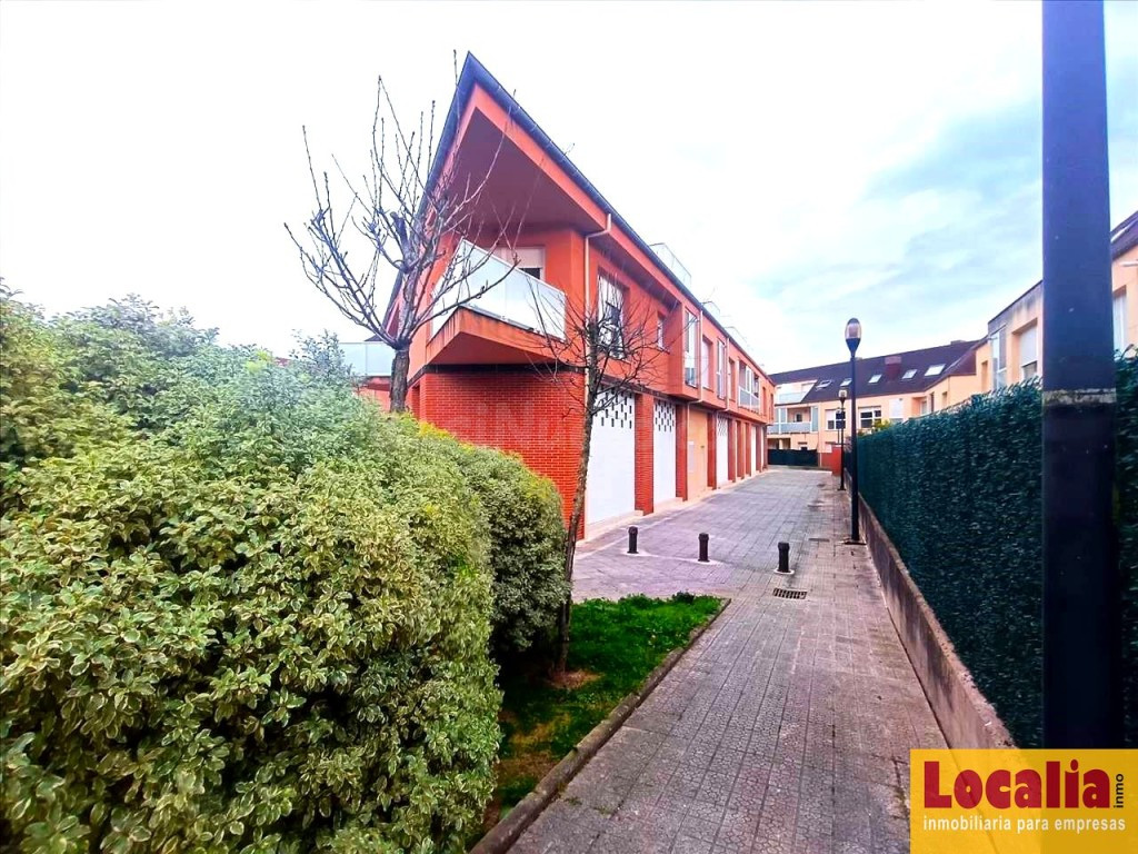 Plaza de garaje en venta en Vioño de Piélagos - foto 5