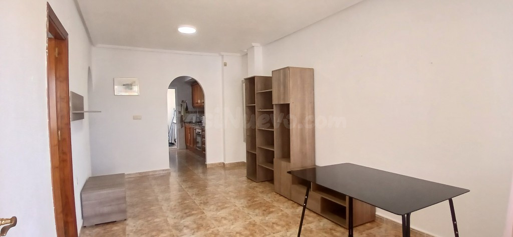 Apartamento en Alquiler en Torrevieja Alicante - foto 4