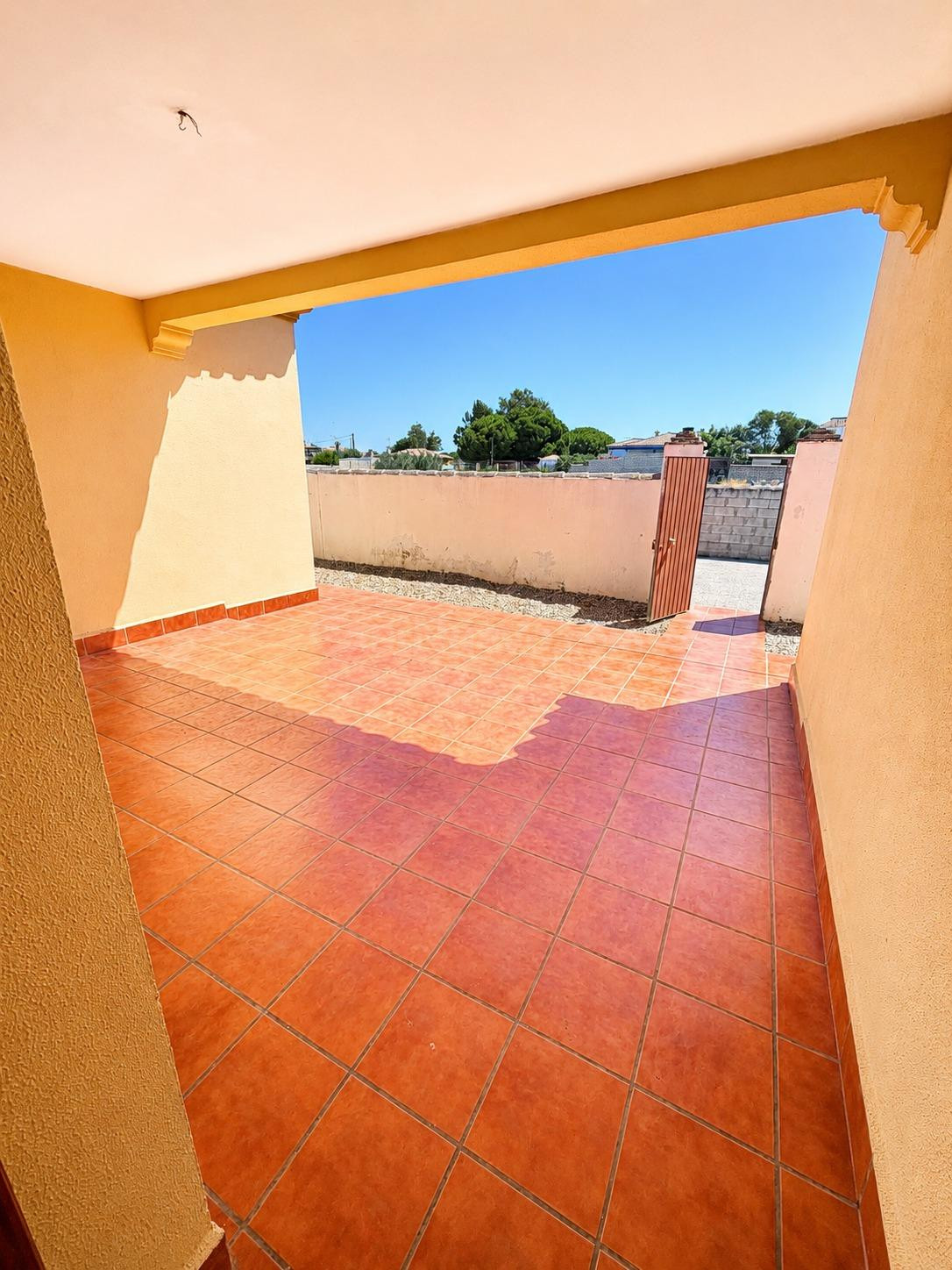 Chalet con encanto y amplios espacios en Pago del Humo - foto 4