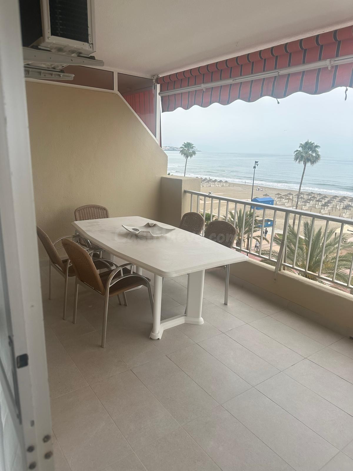 ALQUILER DE SEPTIEMBRE A MAYO – PRIMERA LÍNEA DE PLAYA EN FU - foto 2