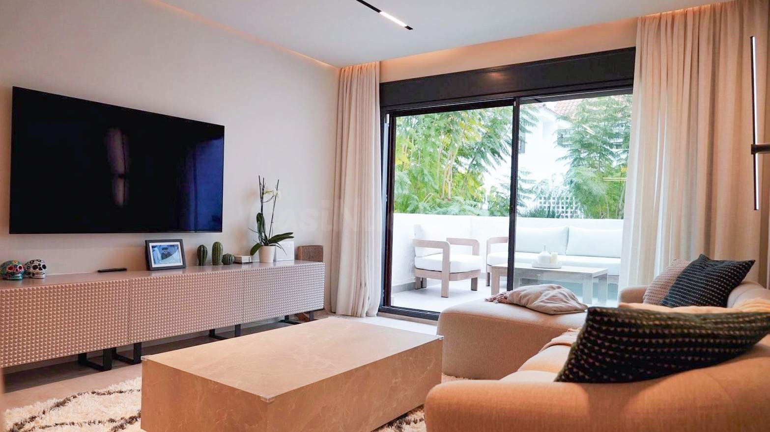 Piso totalmente reformado en Nueva Andalucía, Marbella - foto 3