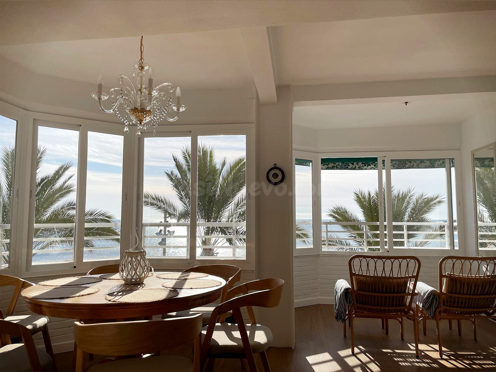 APARTAMENTO CON 3 DORMITORIOS EN PRIMERA LINEA CON VISTAS AL
