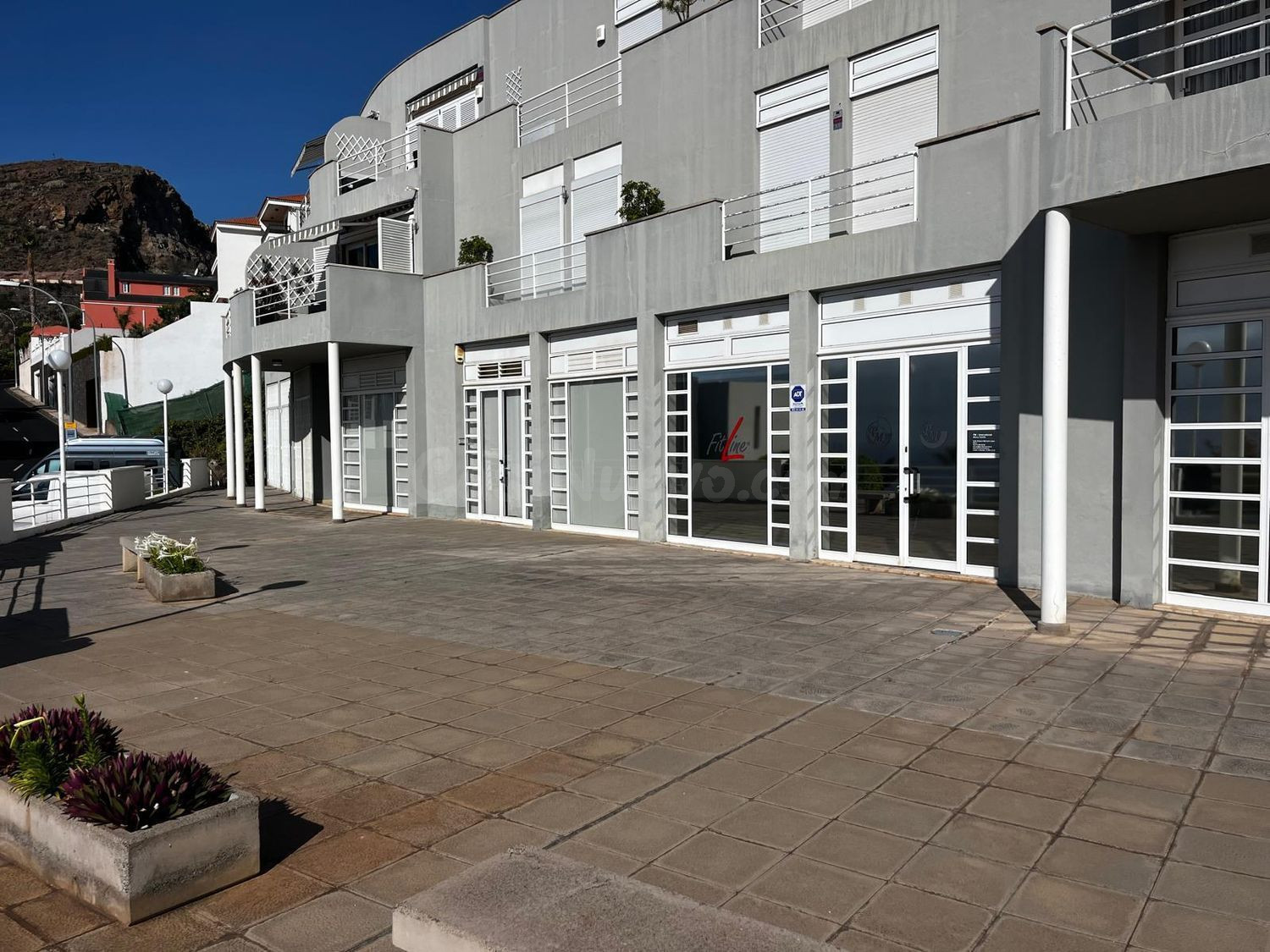Almacén 50m² en alquiler - Salamanca-Uruguay - foto 3
