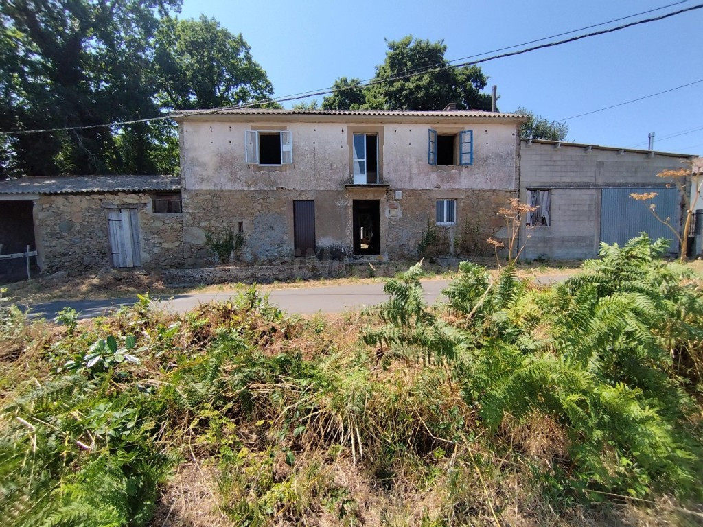casa de piedra en venta