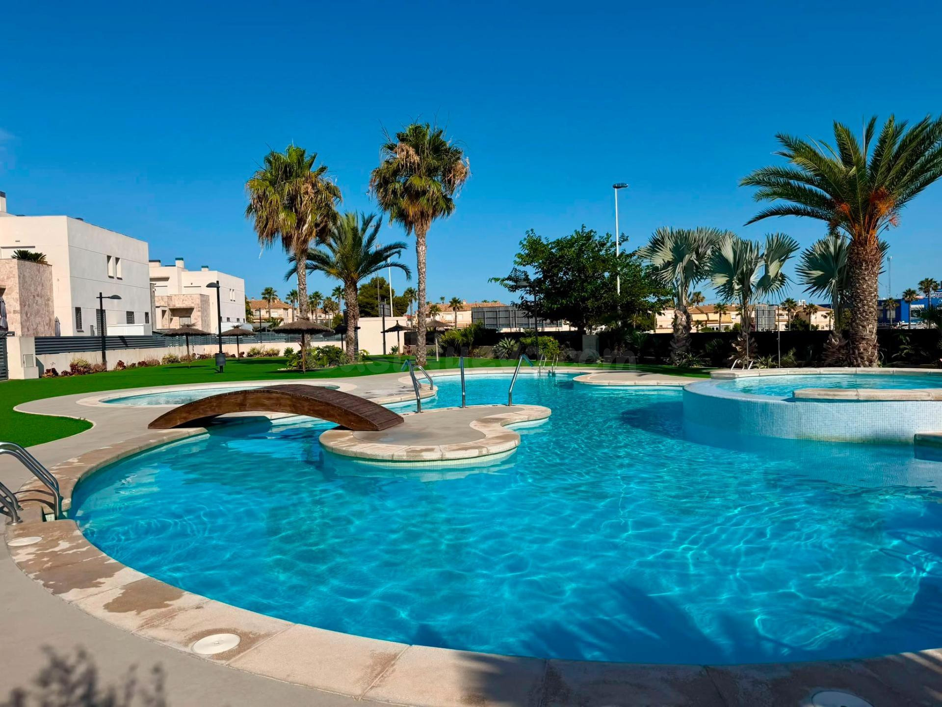 Planta baja 2 habitaciones 81m² en venta - Aguas Nuevas
