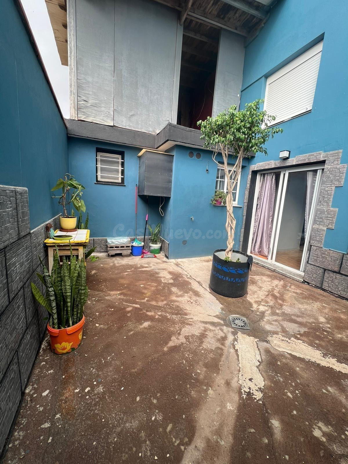 AMPLITUD, PATIO Y UBICACIÓN PRIVILEGIADA EN SAN MIGUEL DE GE