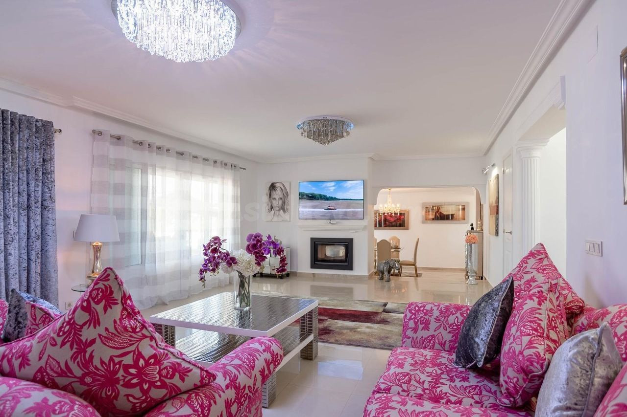 Villa 4 habitaciones 302m² en venta - Pueblo 9 - foto 4