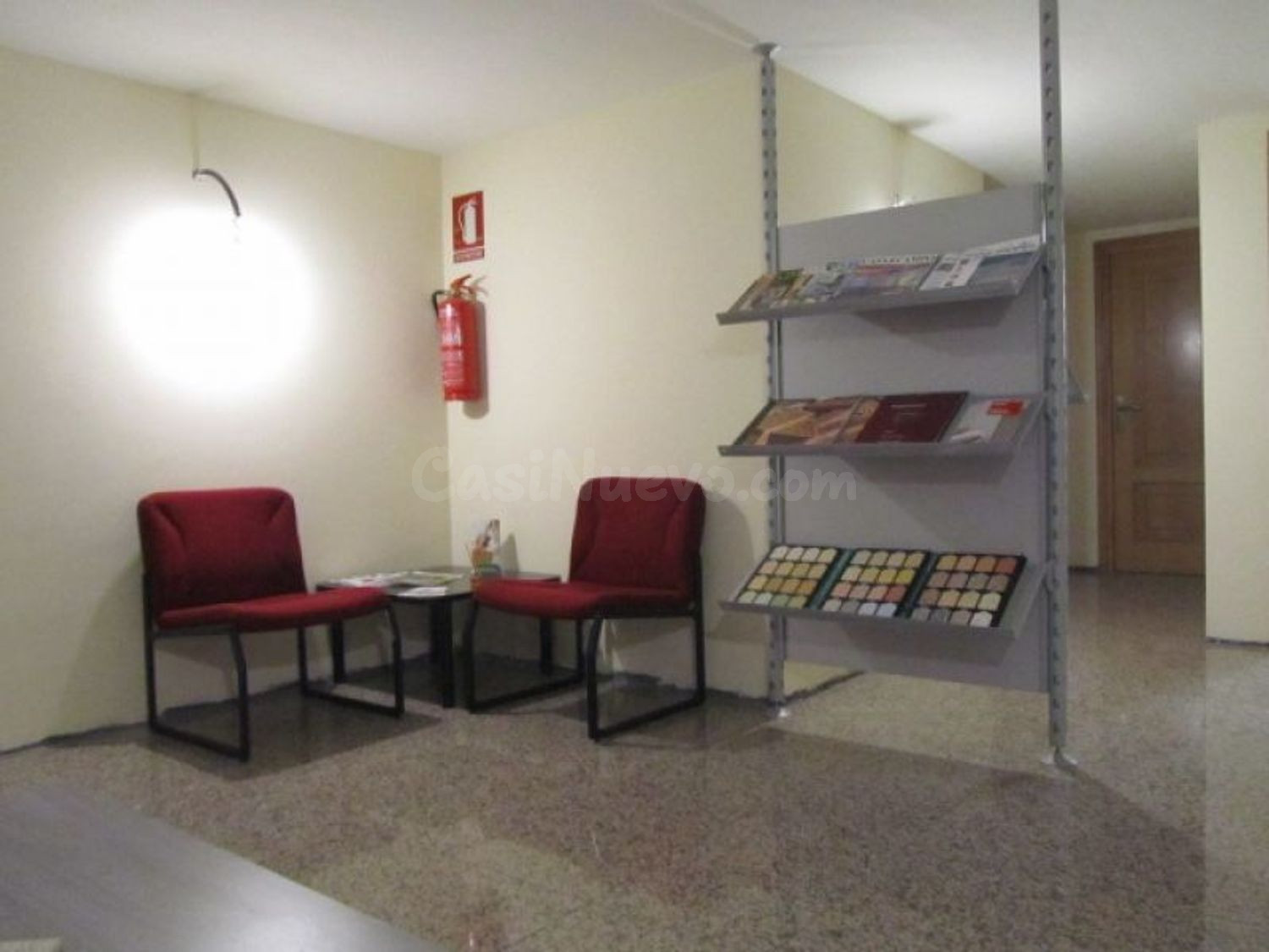 Oficina 37m² en alquiler - La Parda - foto 4
