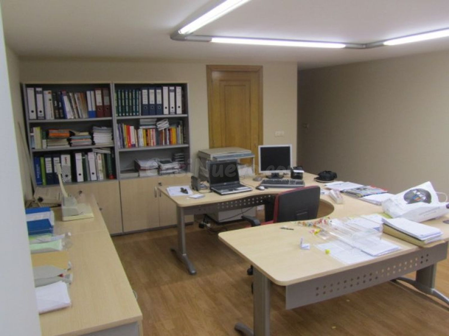 Oficina 37m² en alquiler - La Parda - foto 5