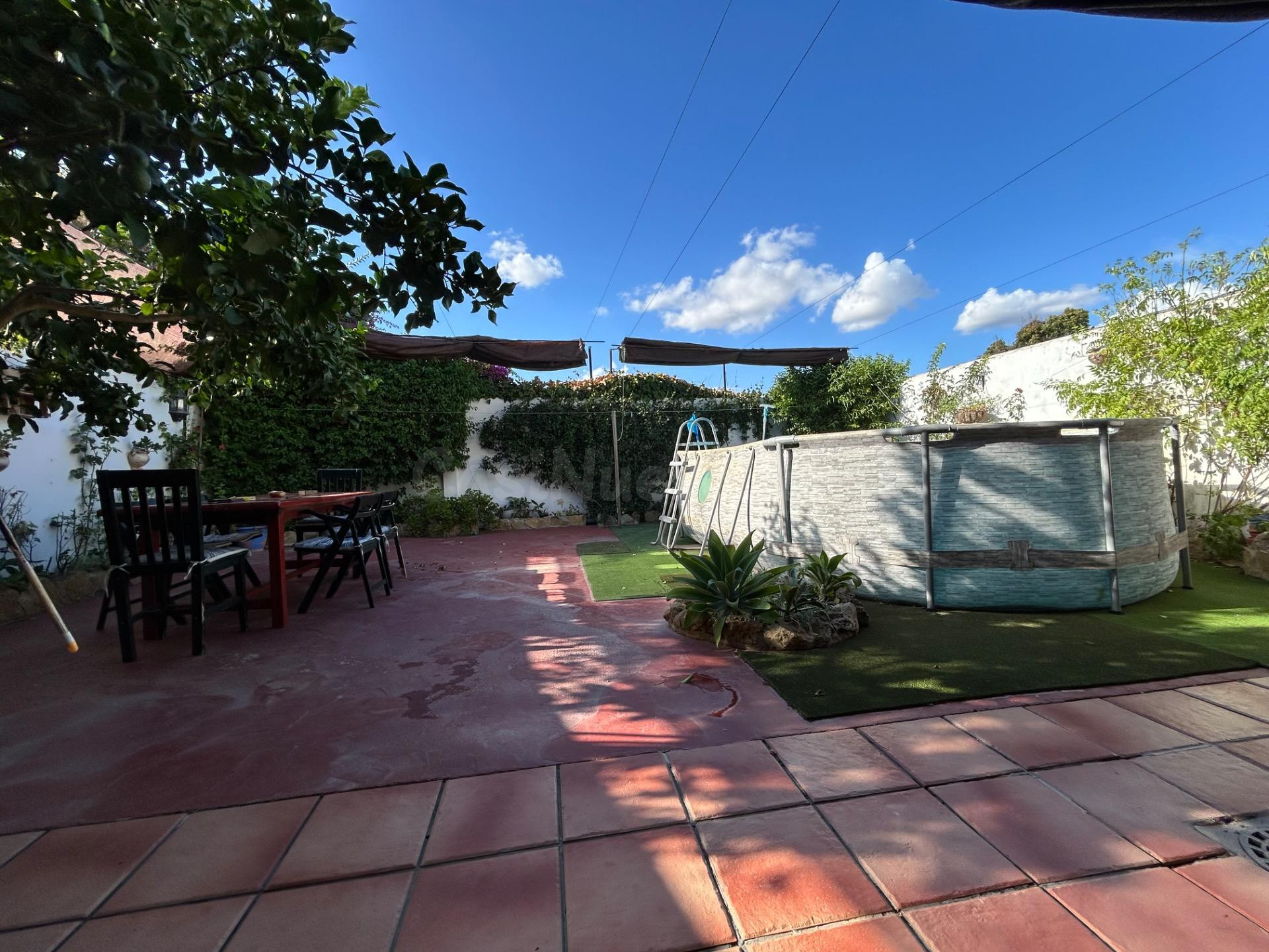 E. CASA TOTALMENTE URBANA E HIPOTECABLE EN LOS MOCHOS — 120. - foto 2
