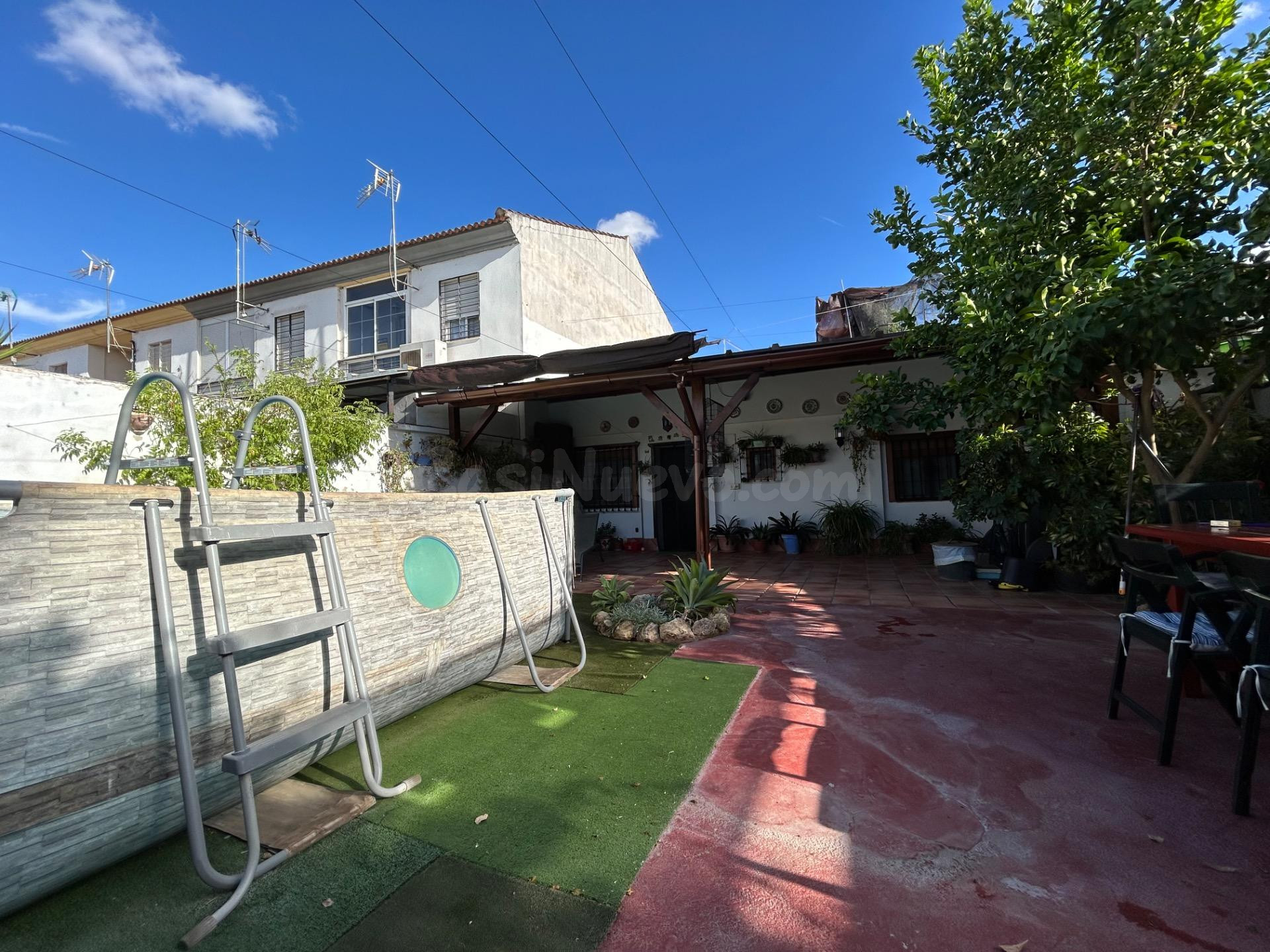 E. CASA TOTALMENTE URBANA E HIPOTECABLE EN LOS MOCHOS — 120. - foto 4