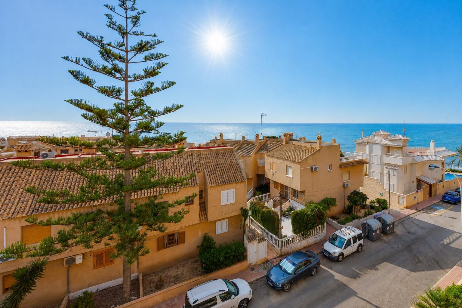 APARTAMENTO DE 2 DORMITORIOS 1 BAÑO EN LA MATA (TORREVIEJA) - foto 4