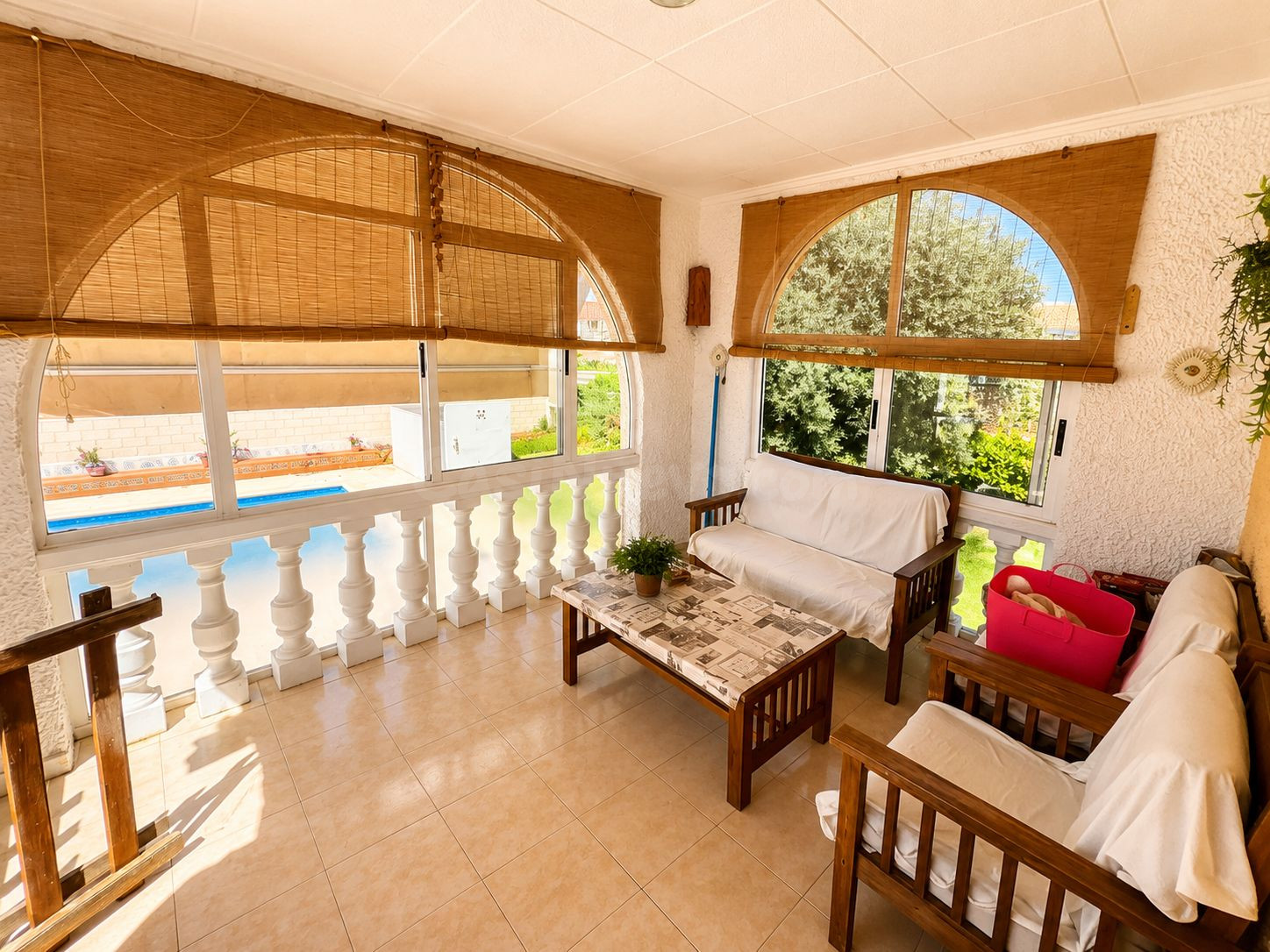 CHALET DE 5 DORMITORIOS Y 2 BAÑOS EN TORREVIEJA (SIESTA) - foto 3
