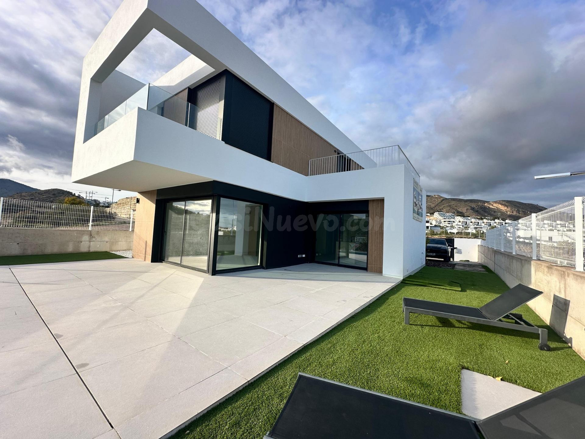 VILLAS DE OBRA NUEVA EN BALCON DE FINESTRAT - foto 4
