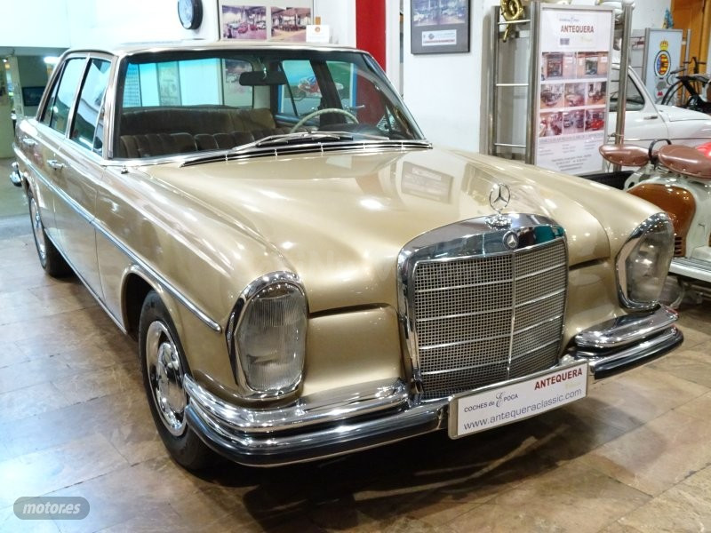 Mercedes 250 SE W108