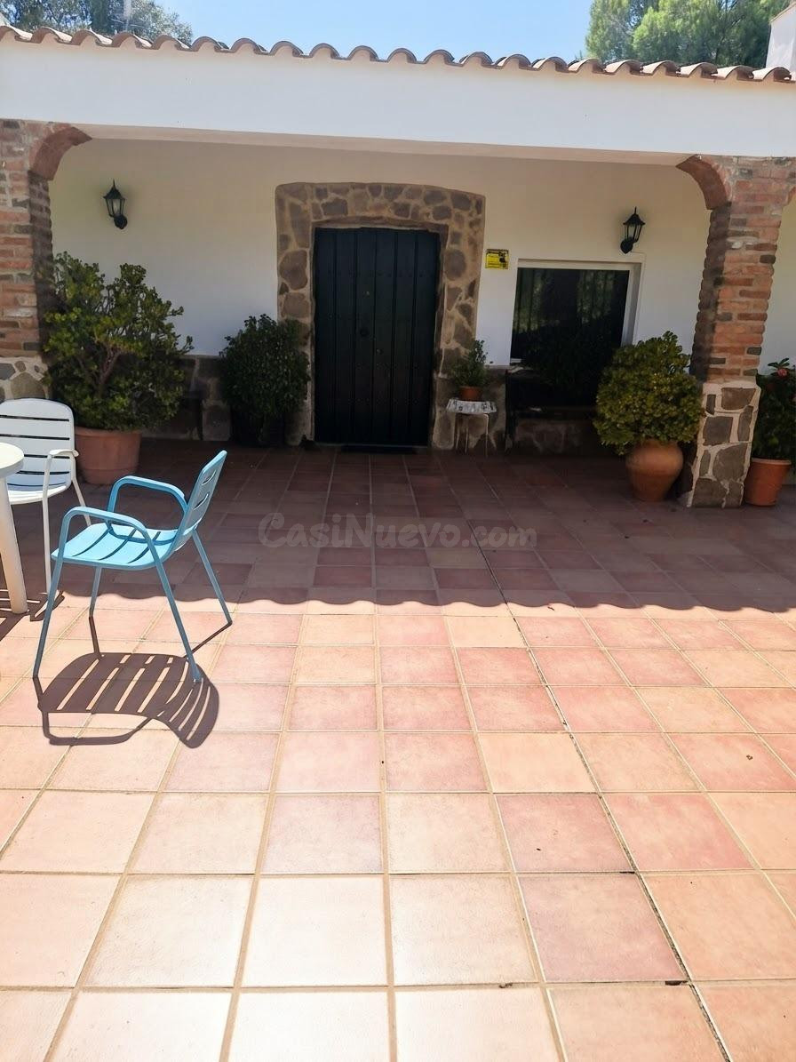 Casa Independiente con Piscina